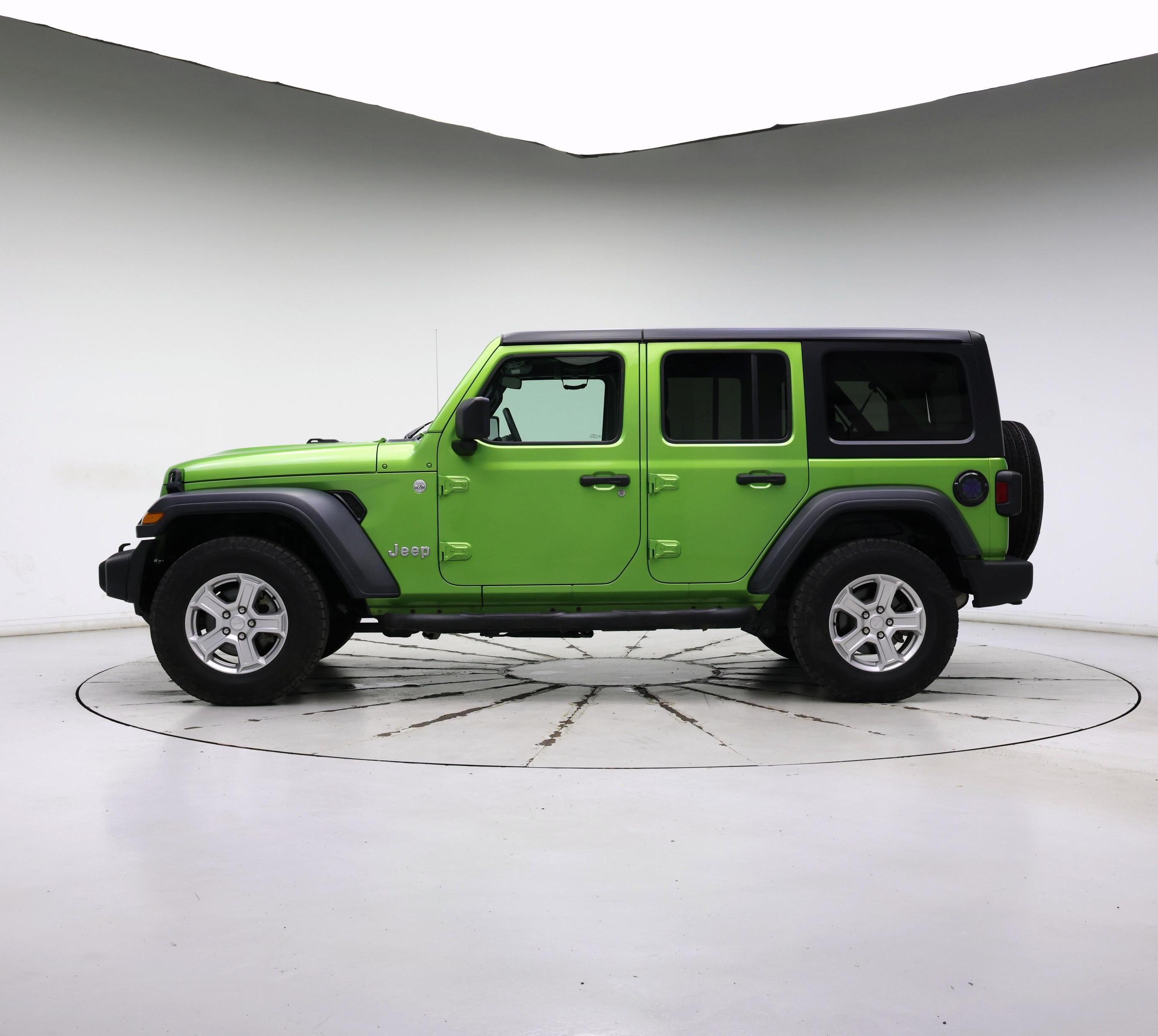 Thumbnail: 2019 Jeep Wrangler - 3