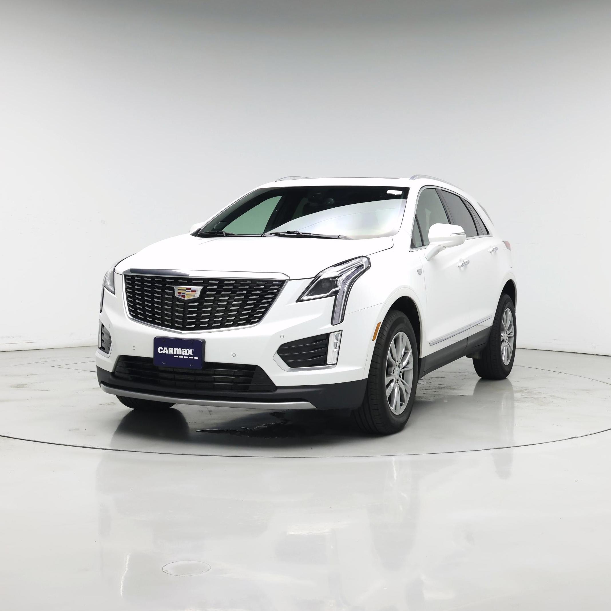Thumbnail: 2023 Cadillac XT5 - 4