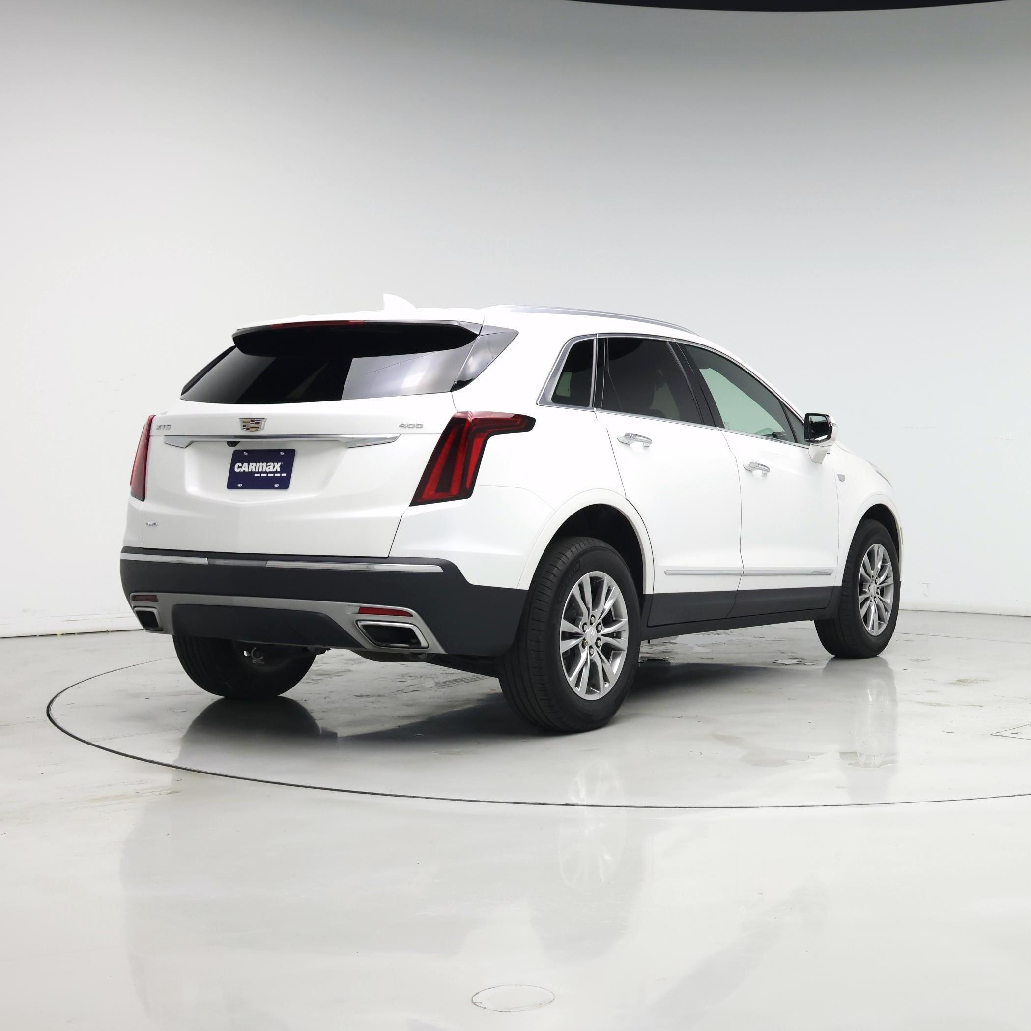 Thumbnail: 2023 Cadillac XT5 - 8