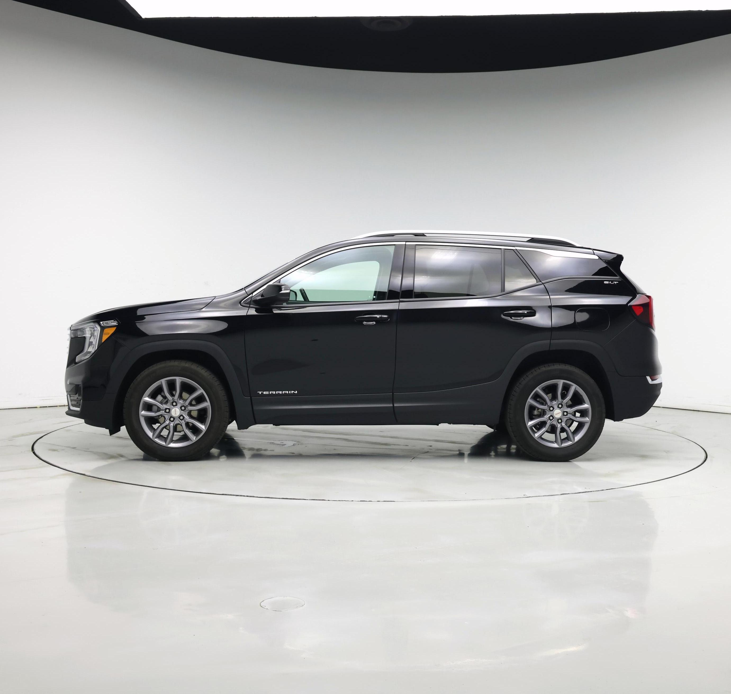 Thumbnail: 2023 GMC Terrain - 3