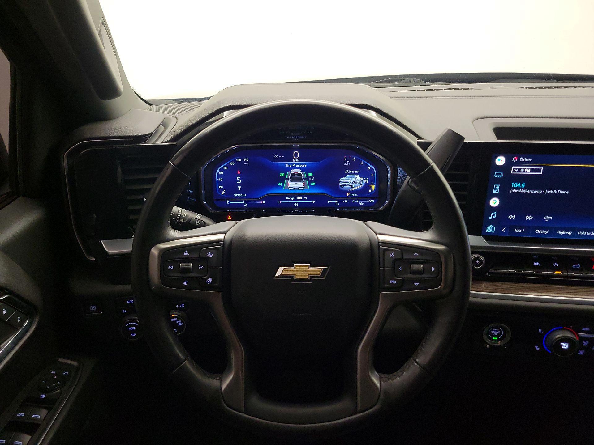 Thumbnail: 2022 Chevrolet Silverado 1500 - 10