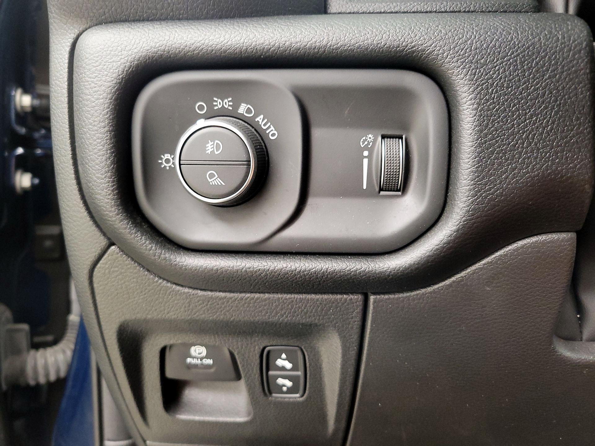 Thumbnail: 2022 RAM 1500 - 13