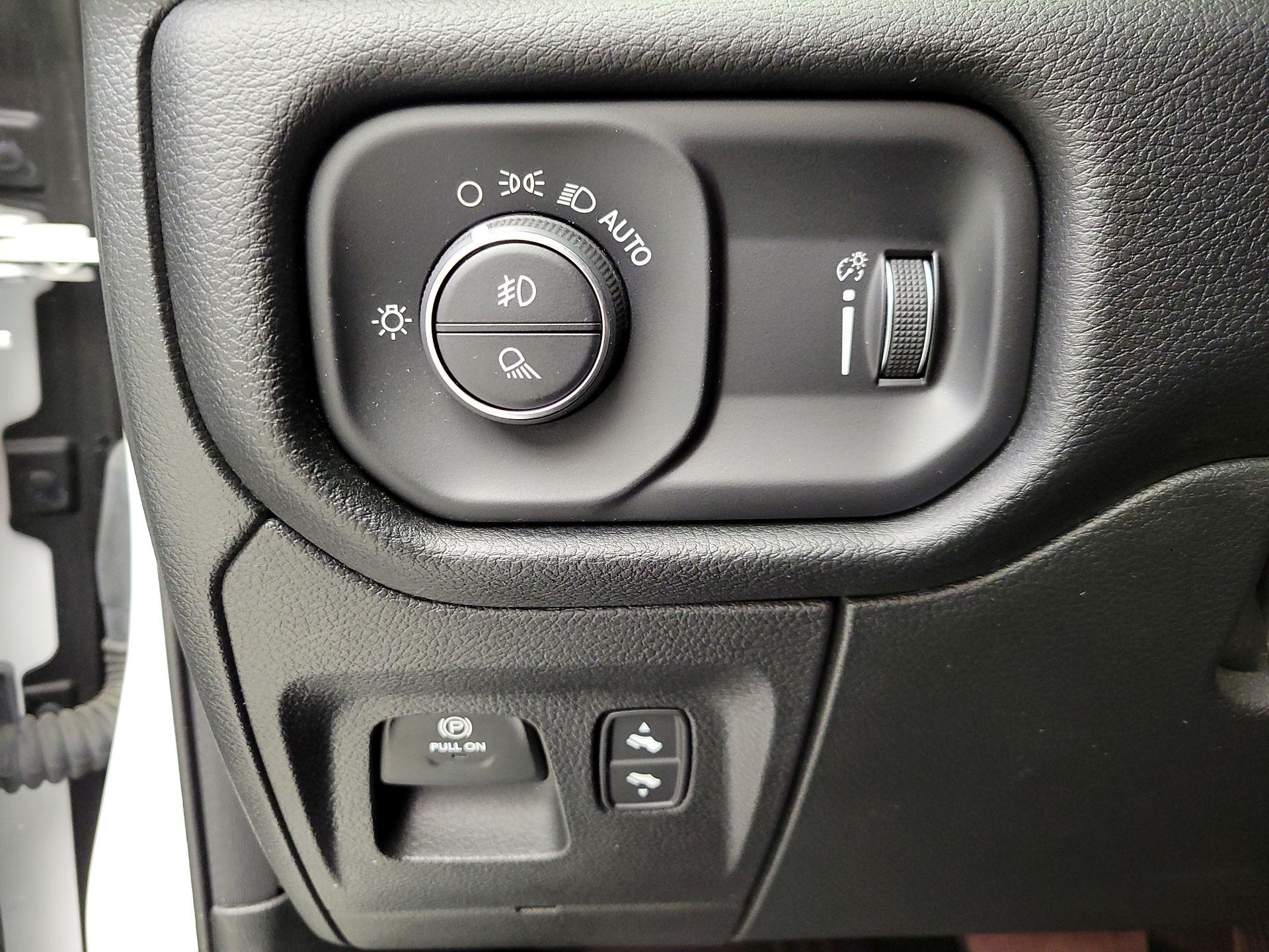 Thumbnail: 2022 RAM 1500 - 13