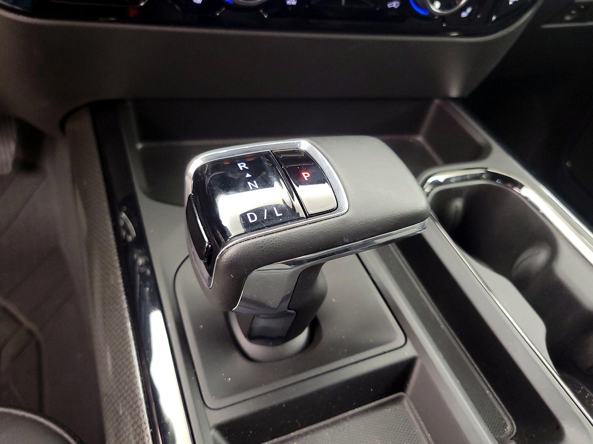 Thumbnail: 2024 Chevrolet Silverado 1500 - 17