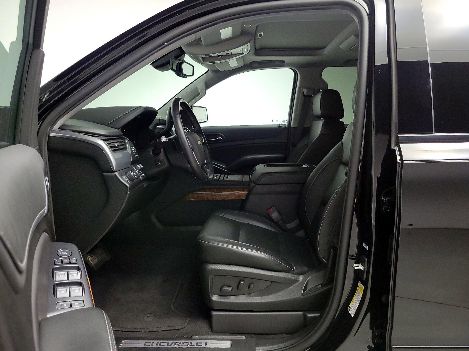 Thumbnail: 2020 Chevrolet Tahoe - 11