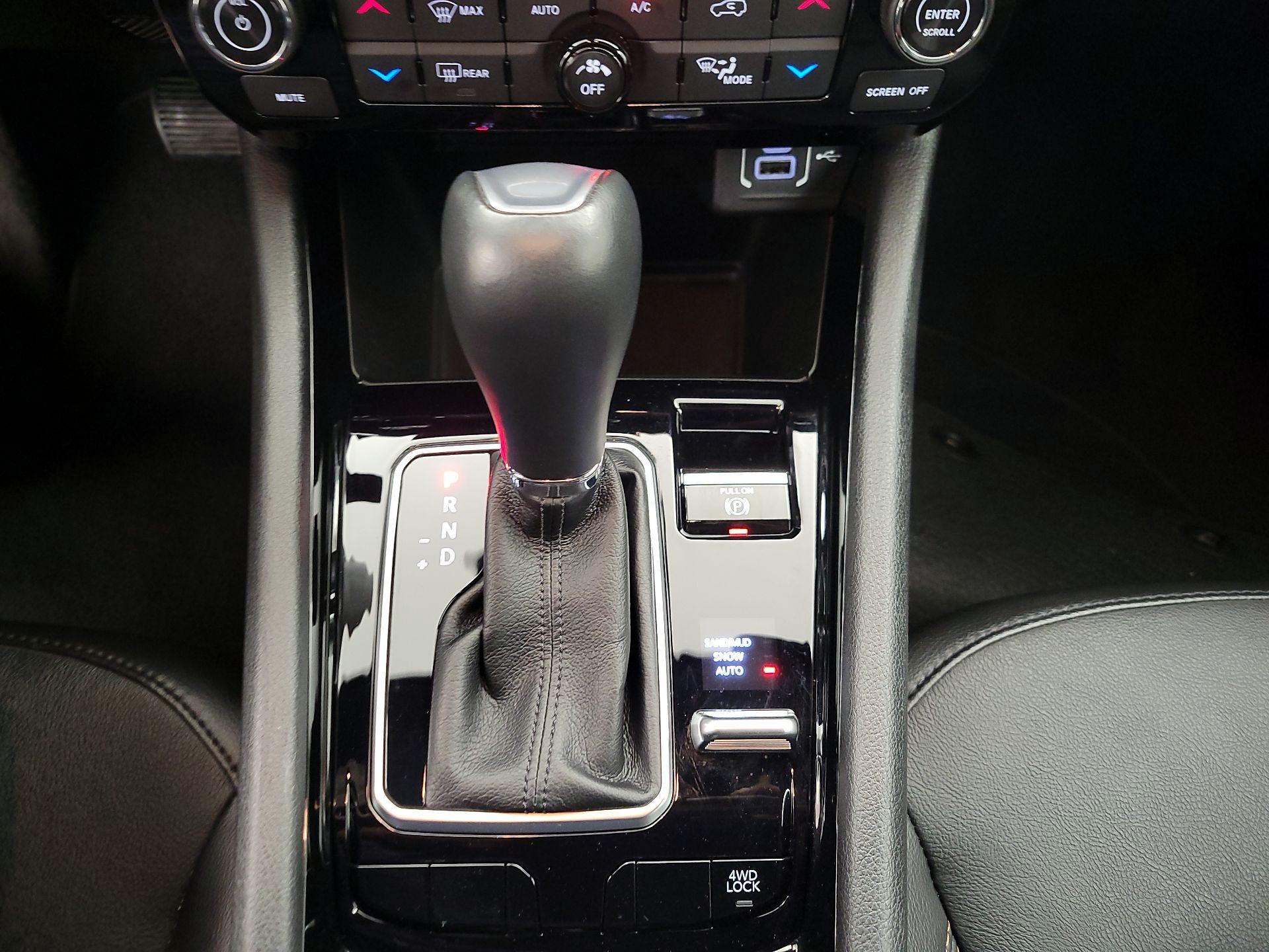 Thumbnail: 2023 Jeep Compass - 17