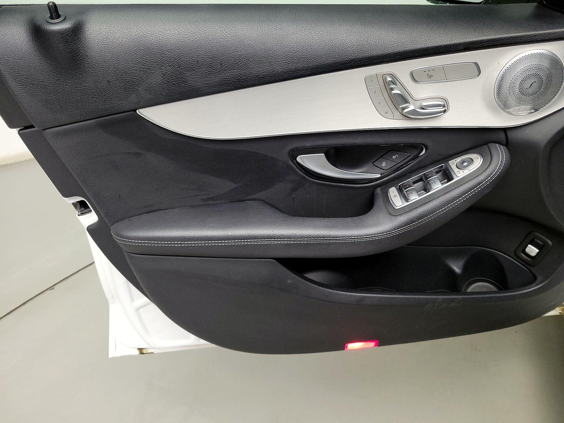 Thumbnail: 2021 Mercedes-Benz C-Class - 12