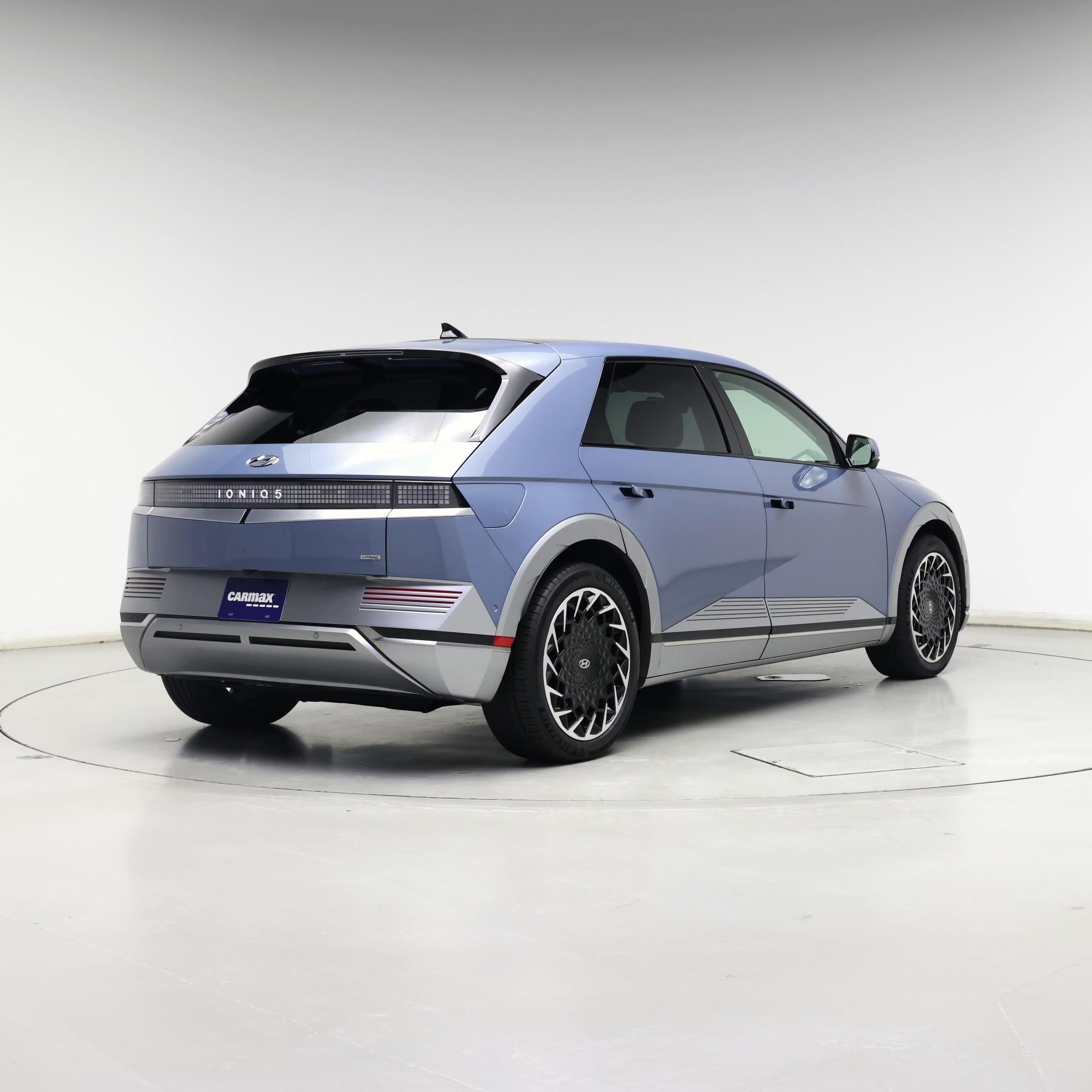 Thumbnail: 2023 Hyundai Ioniq 5 - 8