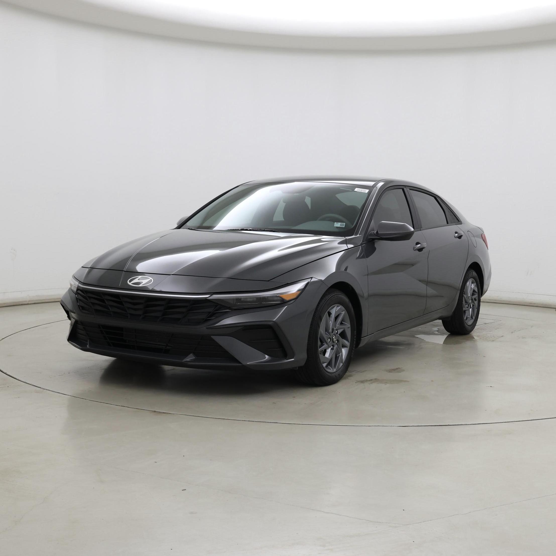 Thumbnail: 2024 Hyundai Elantra - 4