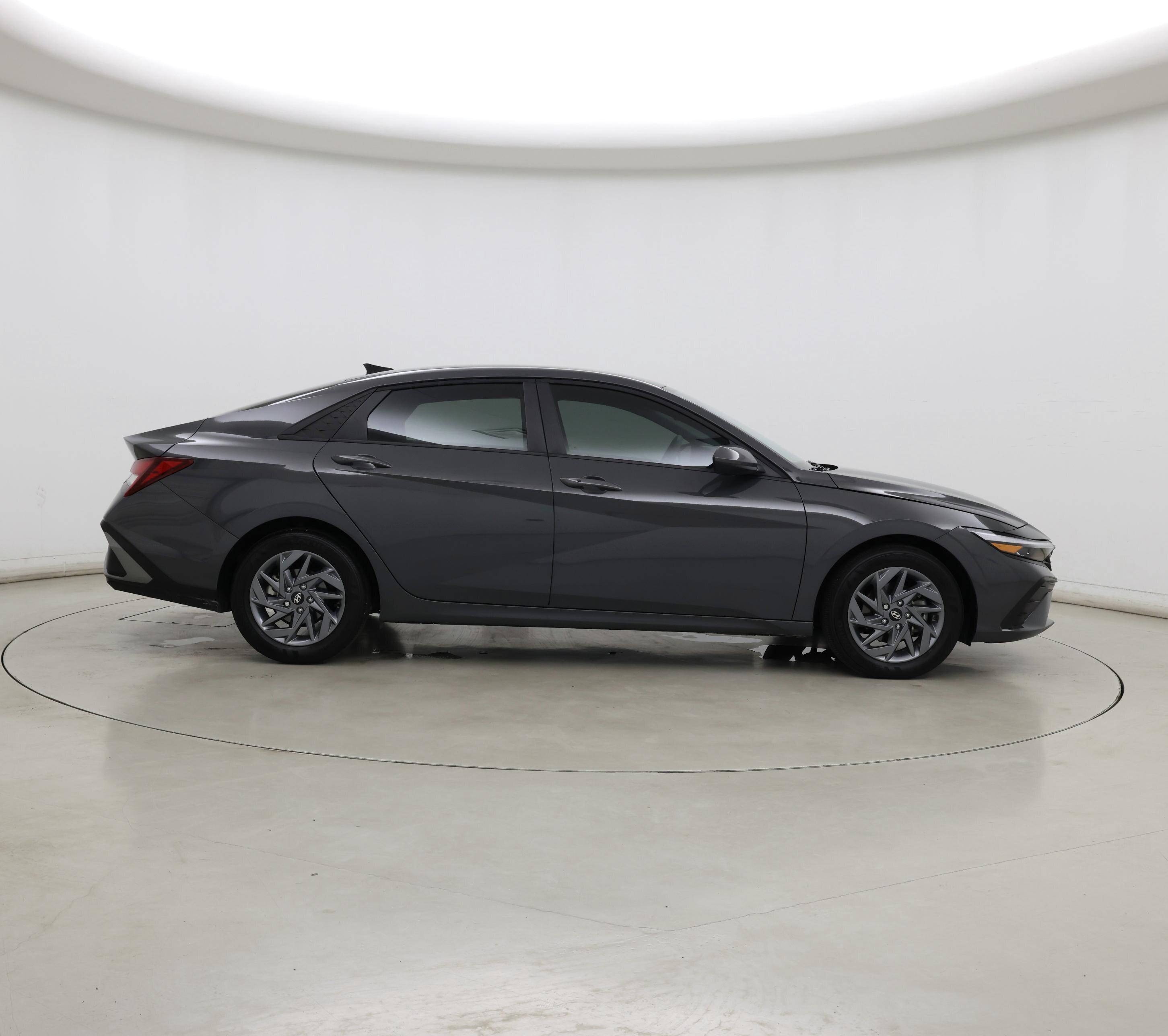 Thumbnail: 2024 Hyundai Elantra - 7