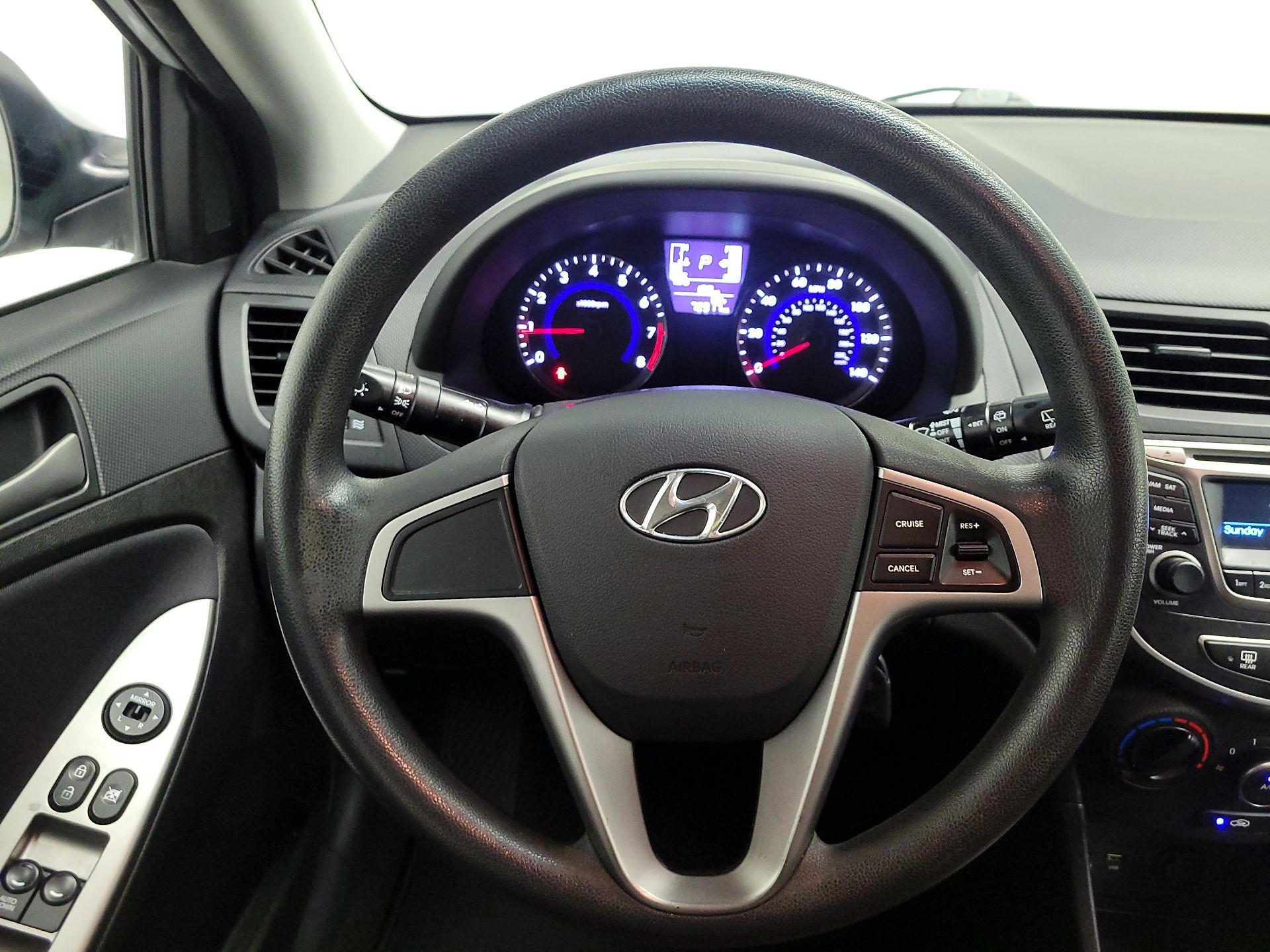 Thumbnail: 2017 Hyundai Accent - 10