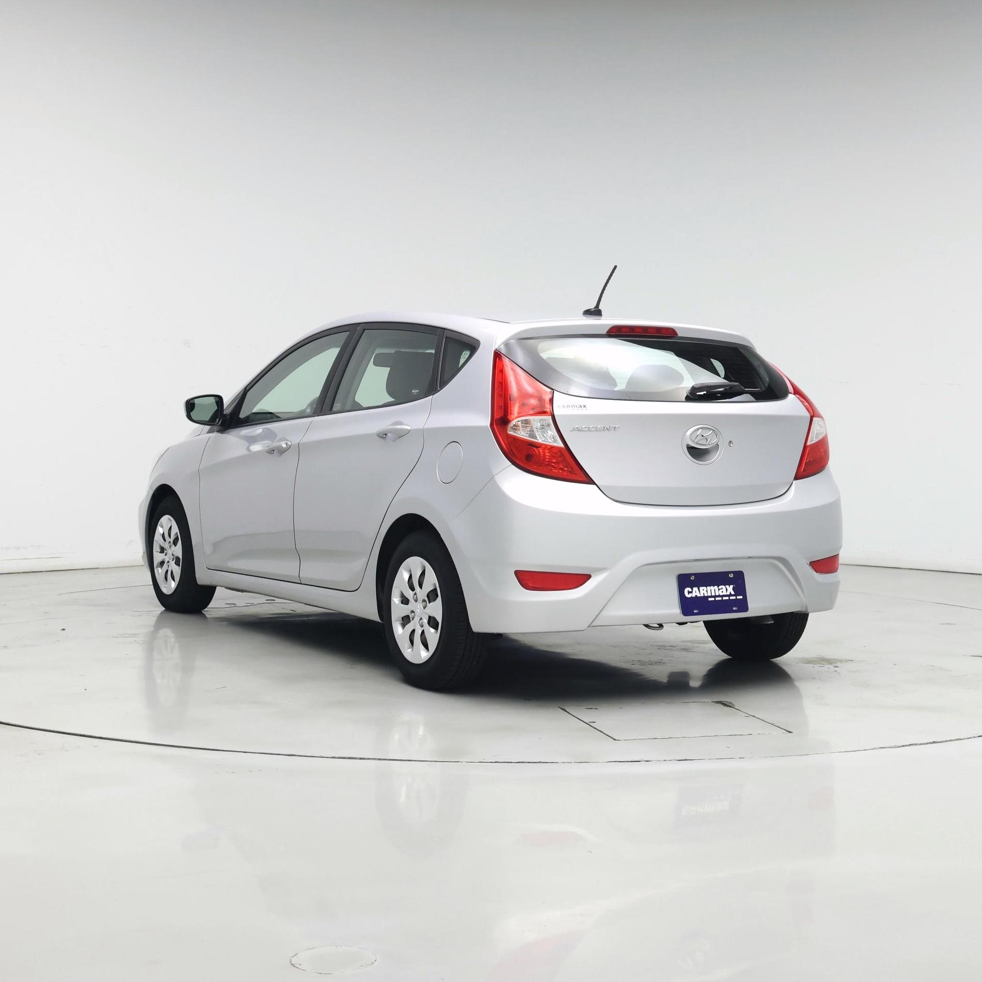 Thumbnail: 2017 Hyundai Accent - 2