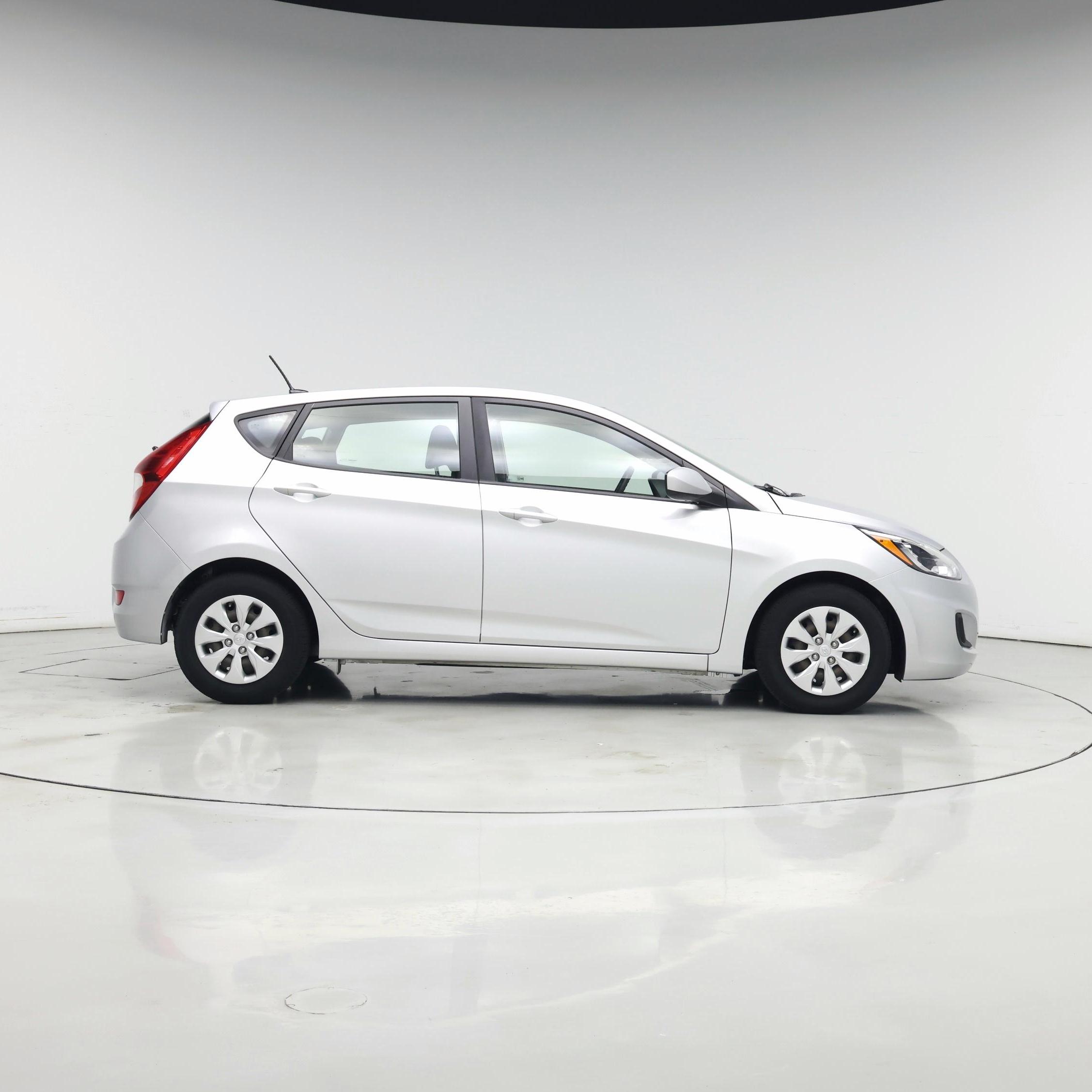Thumbnail: 2017 Hyundai Accent - 7