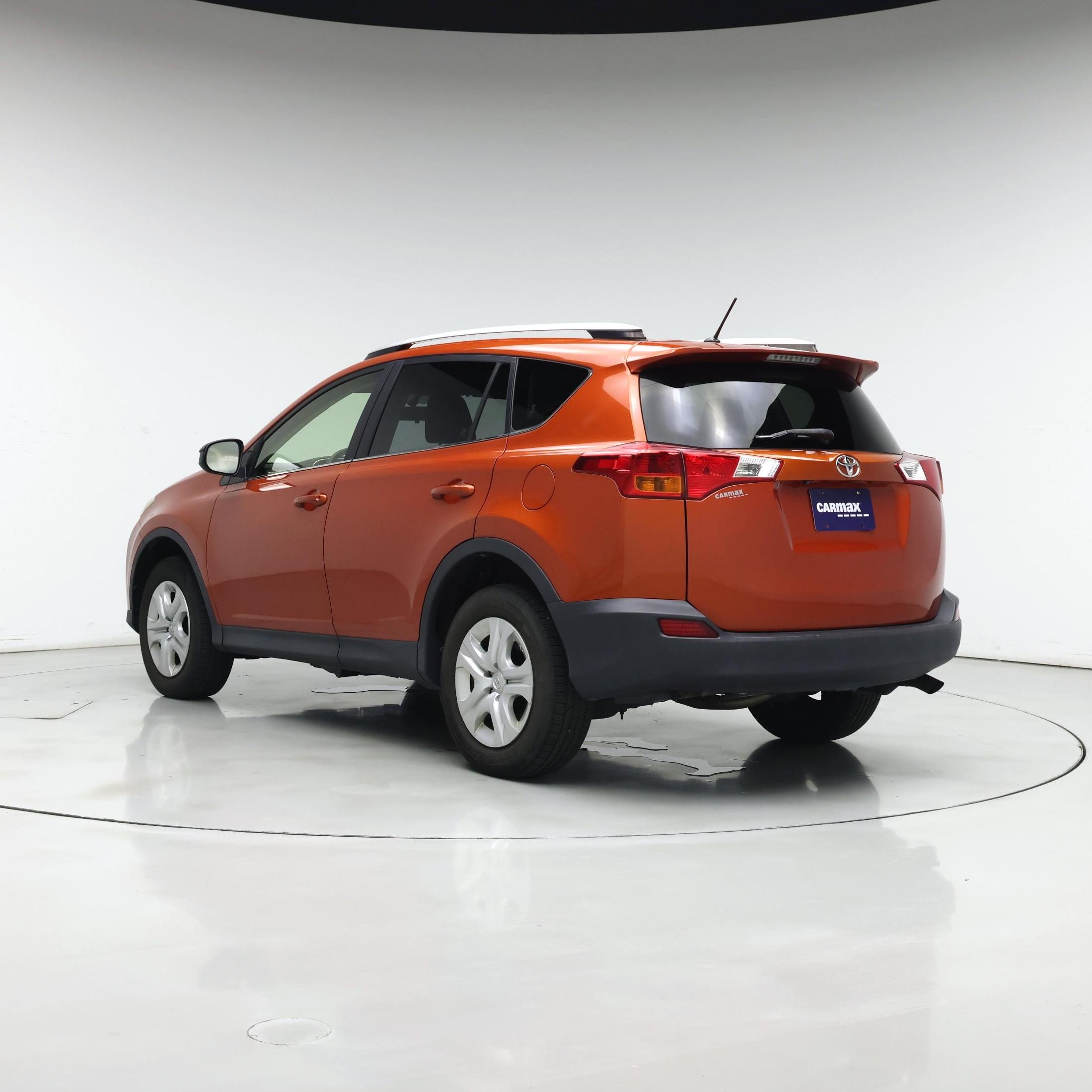 Thumbnail: 2015 Toyota RAV4 - 2