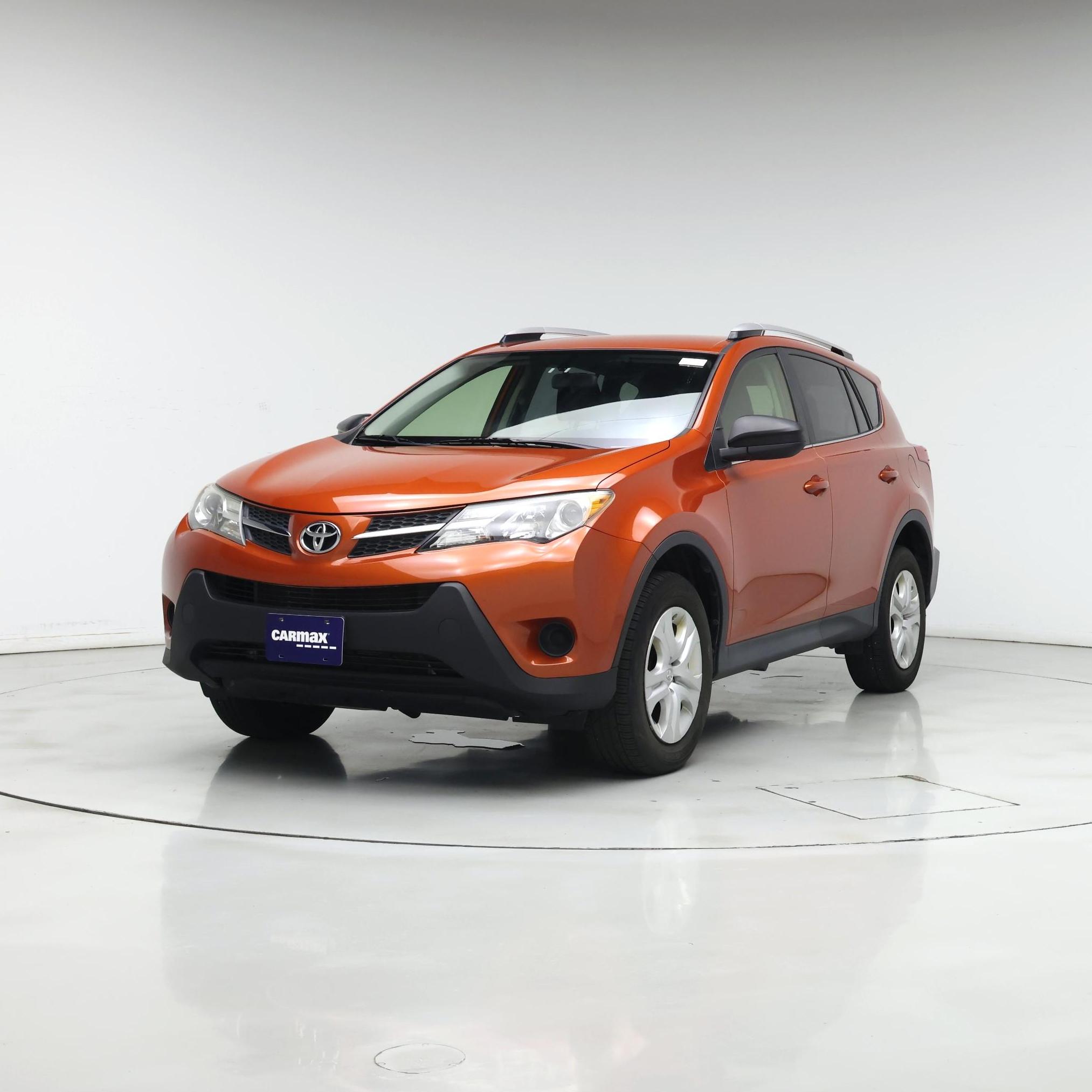 Thumbnail: 2015 Toyota RAV4 - 4