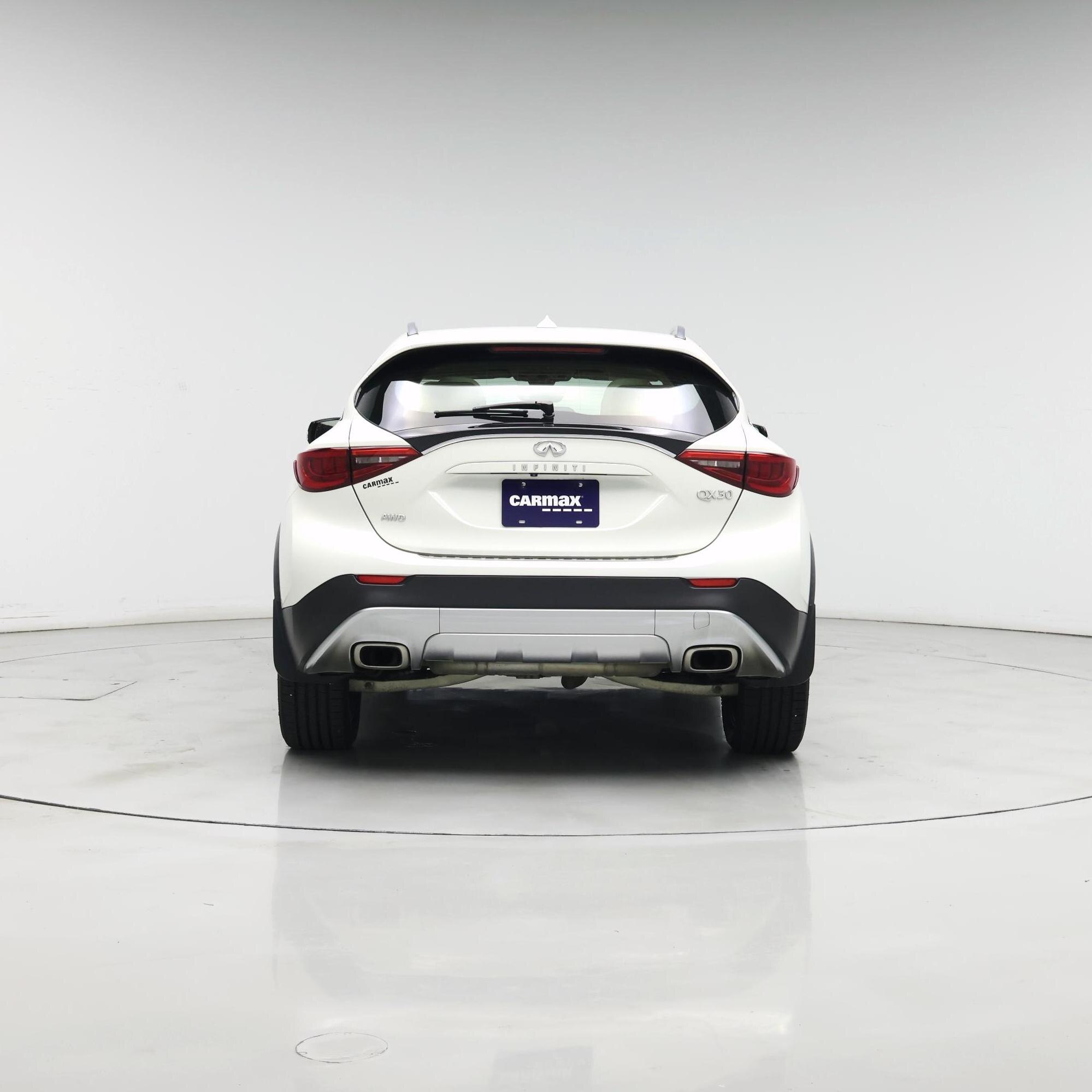 Thumbnail: 2018 INFINITI QX30 - 6