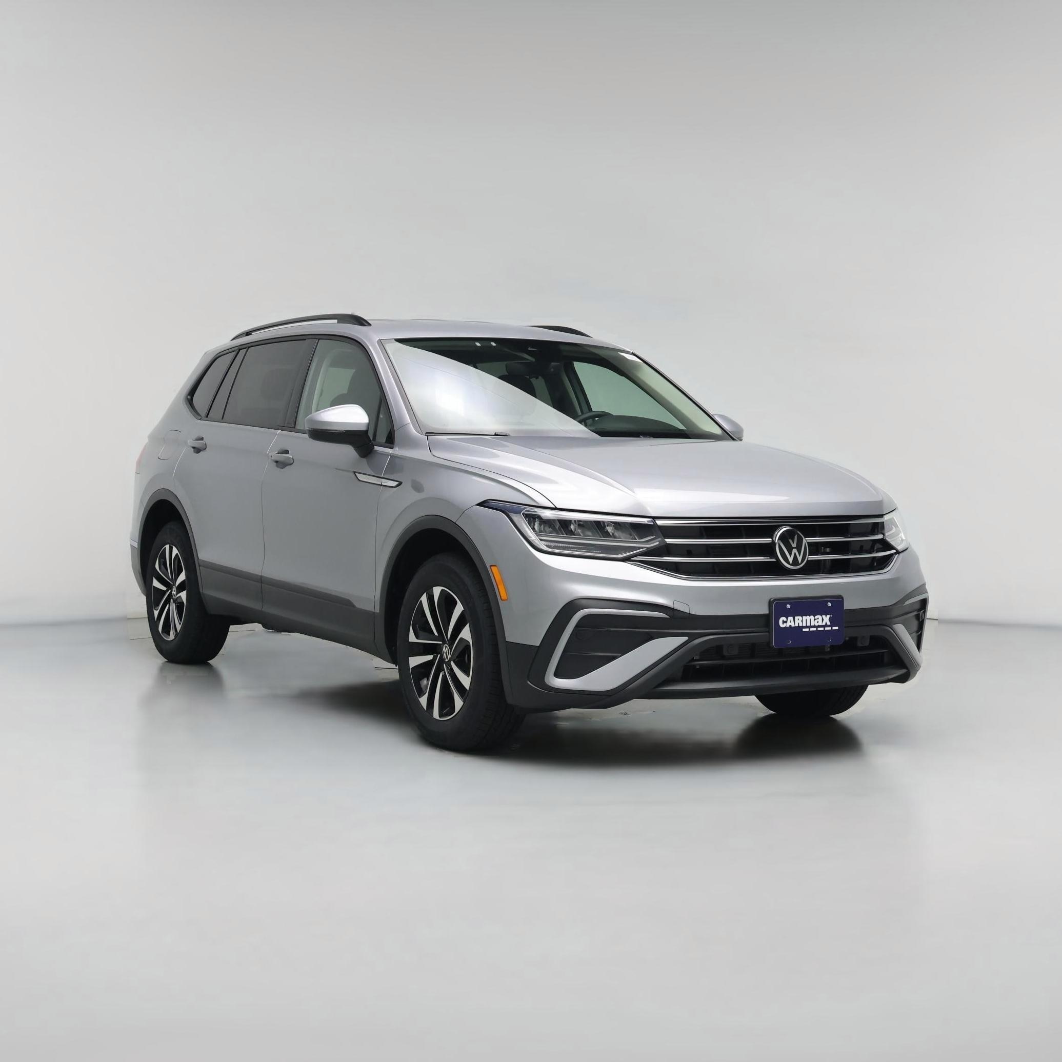 Thumbnail: 2022 Volkswagen Tiguan - 1
