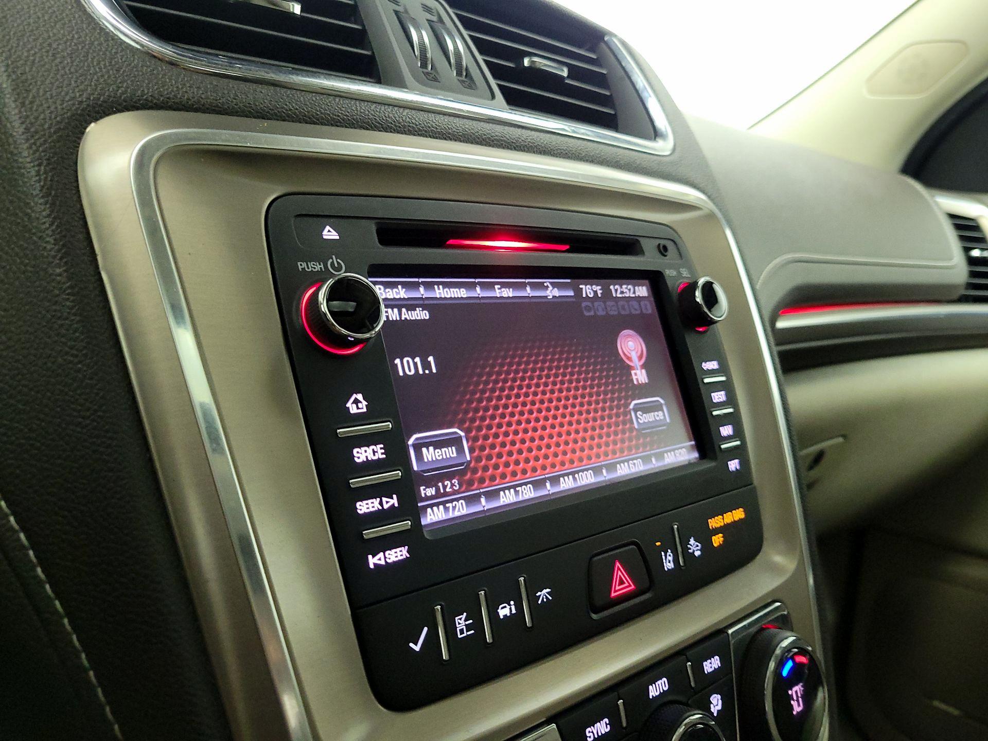 Thumbnail: 2015 GMC Acadia - 16