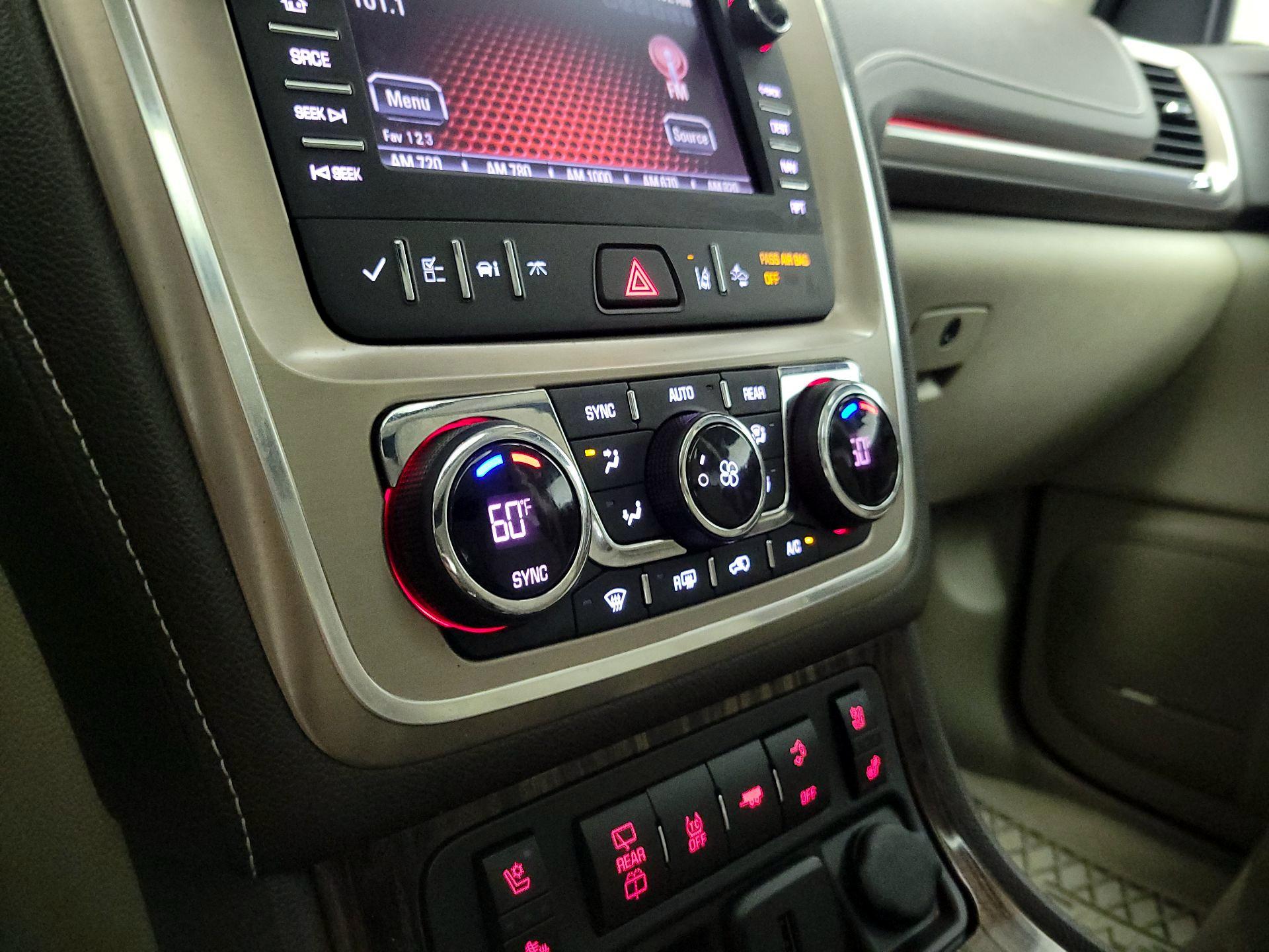 Thumbnail: 2015 GMC Acadia - 17