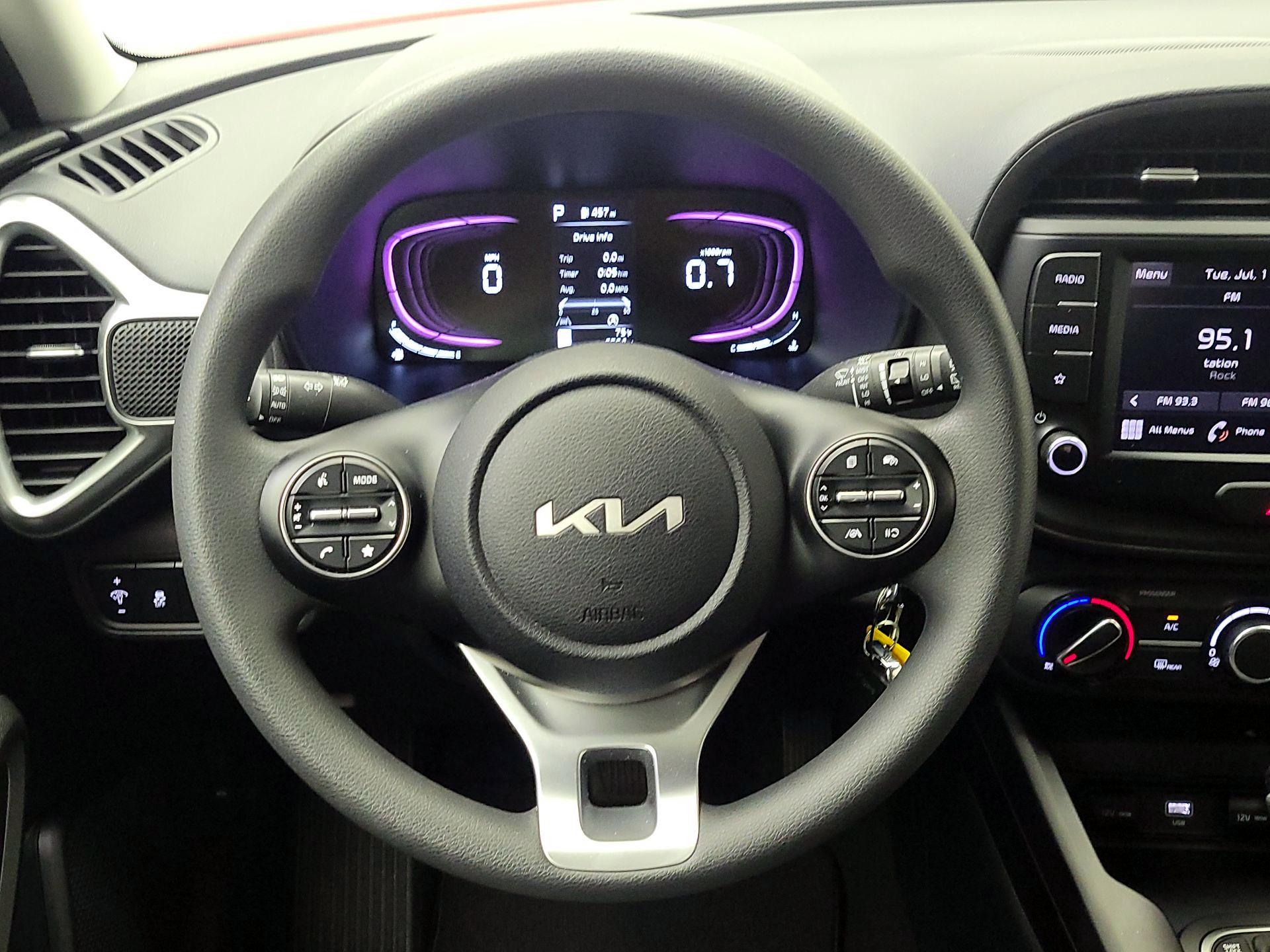 Thumbnail: 2023 Kia Soul - 10
