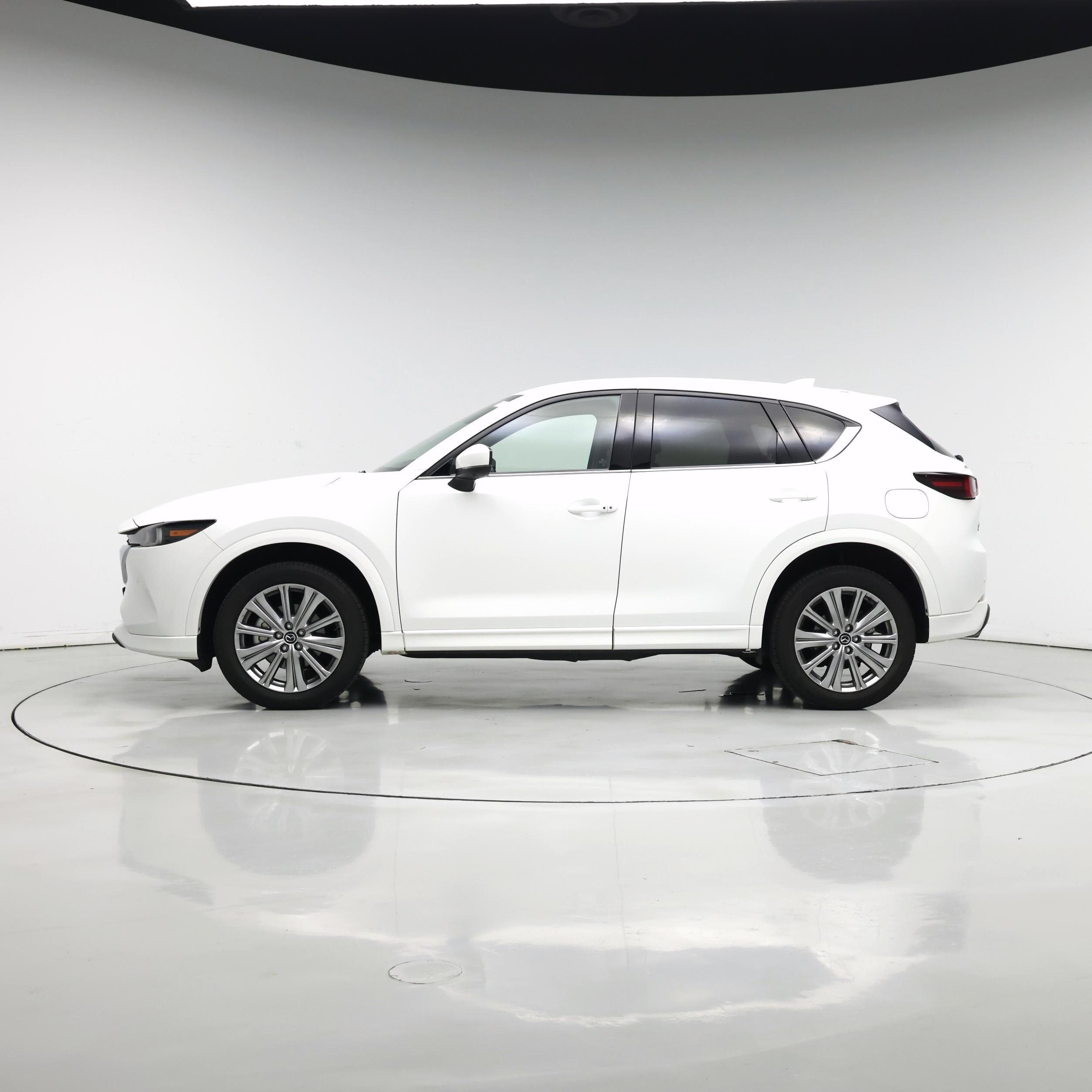 Thumbnail: 2022 Mazda CX-5 - 3