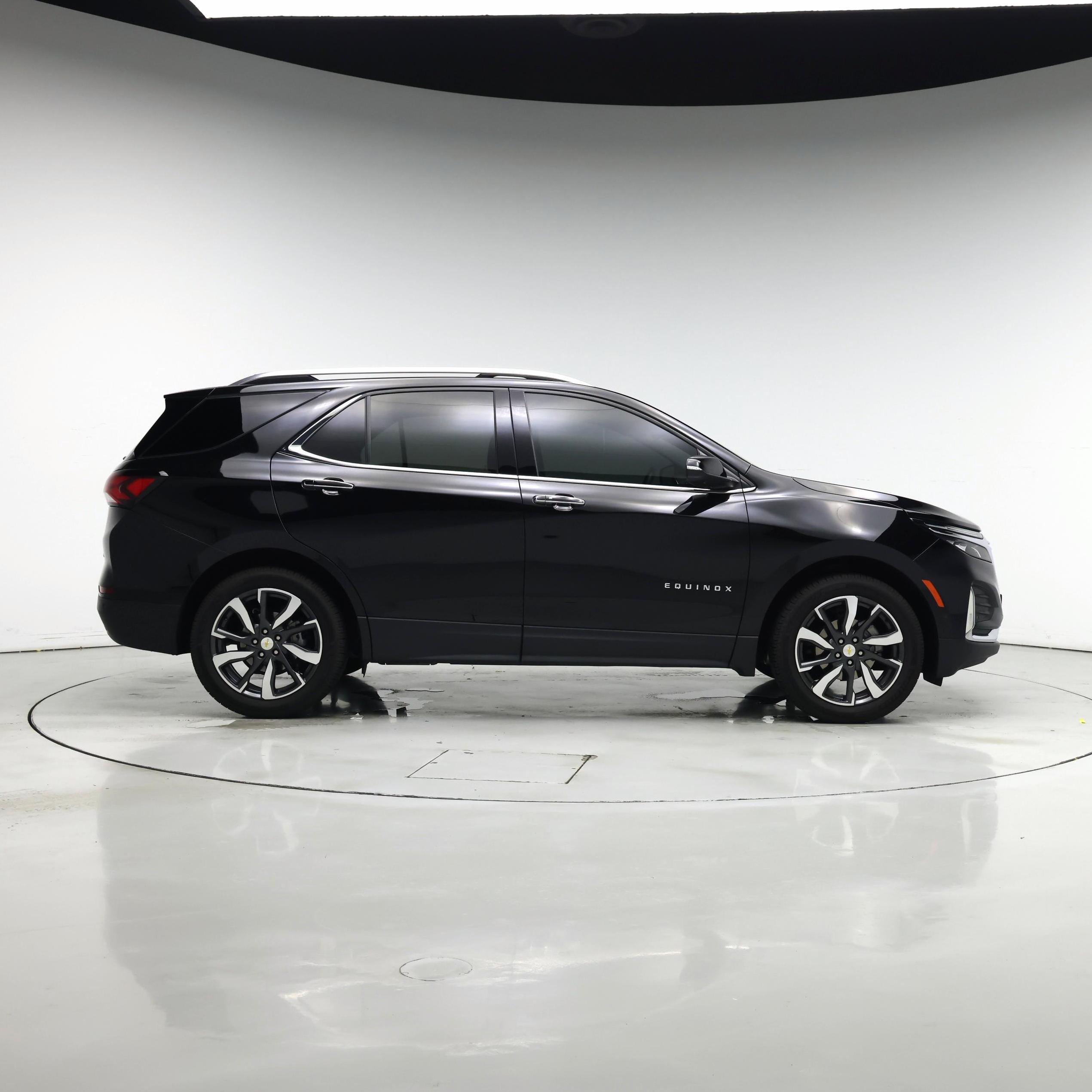 Thumbnail: 2022 Chevrolet Equinox - 7