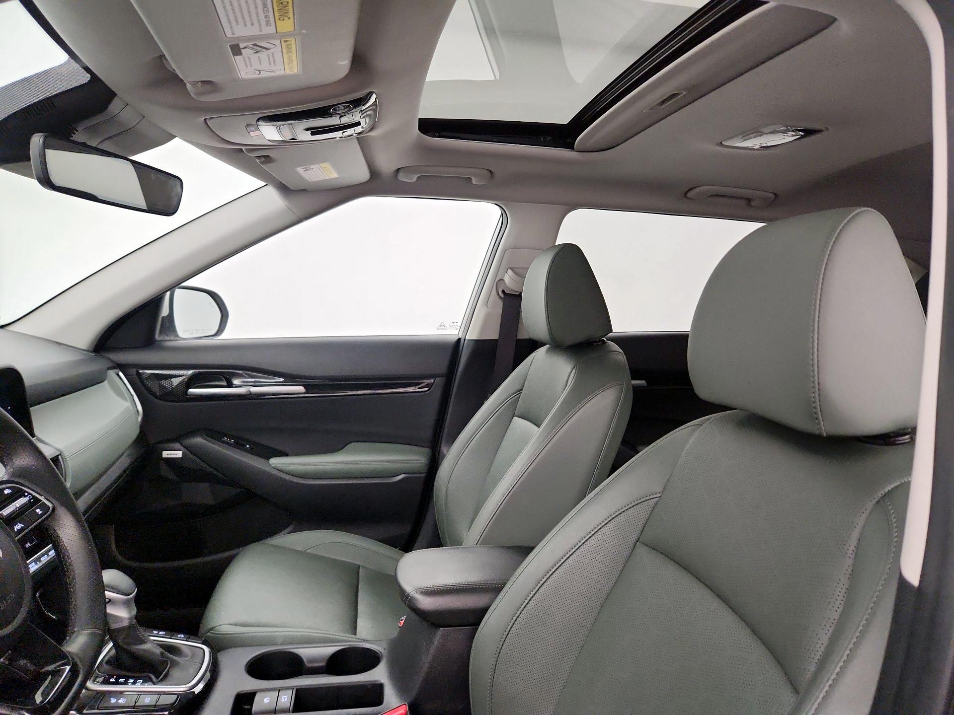 Thumbnail: 2024 Kia Seltos - 20