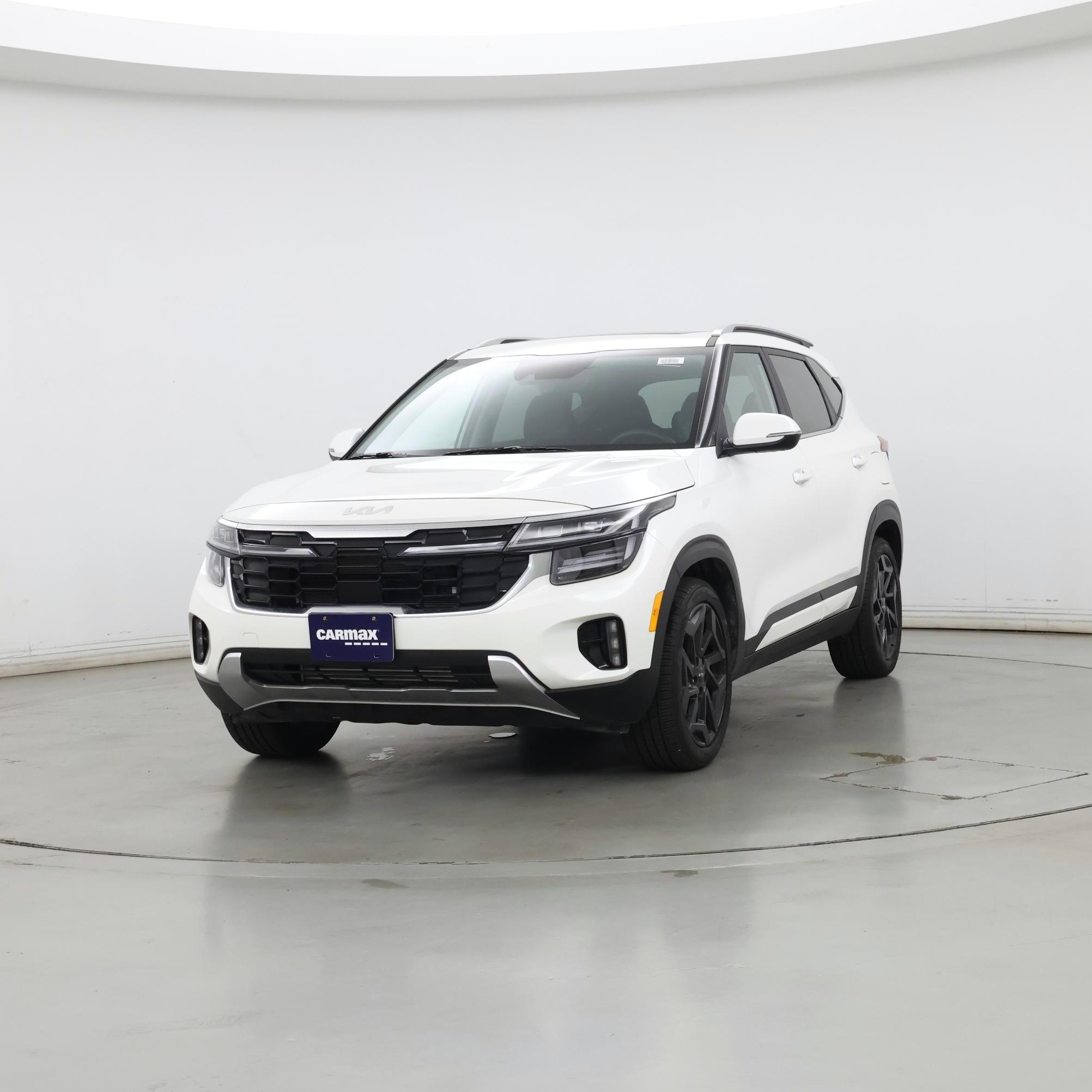 Thumbnail: 2024 Kia Seltos - 4