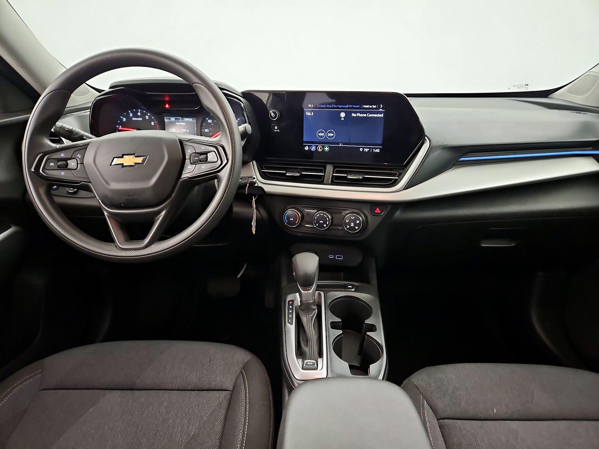Thumbnail: 2024 Chevrolet Trax - 9
