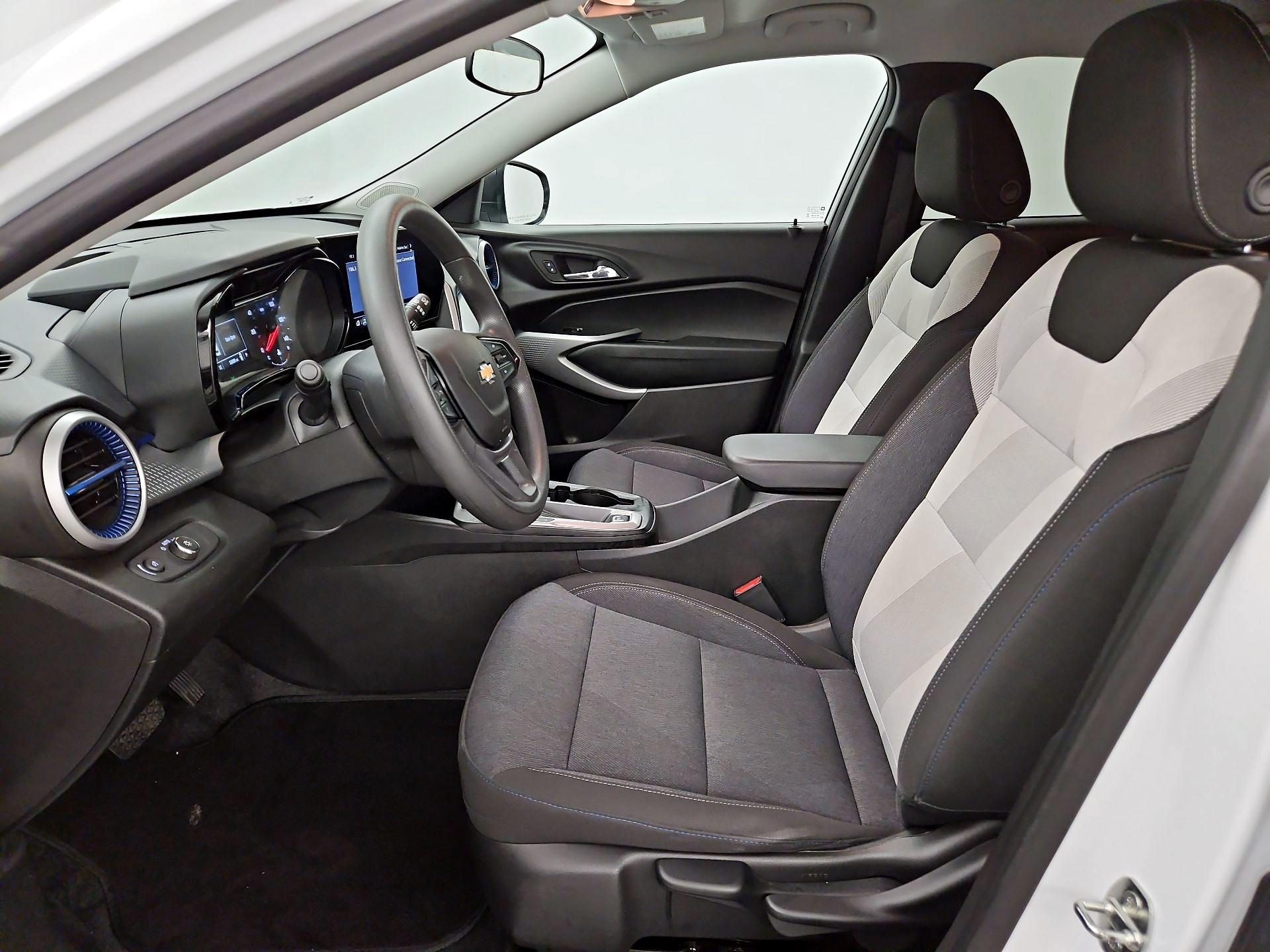 Thumbnail: 2024 Chevrolet Trax - 11