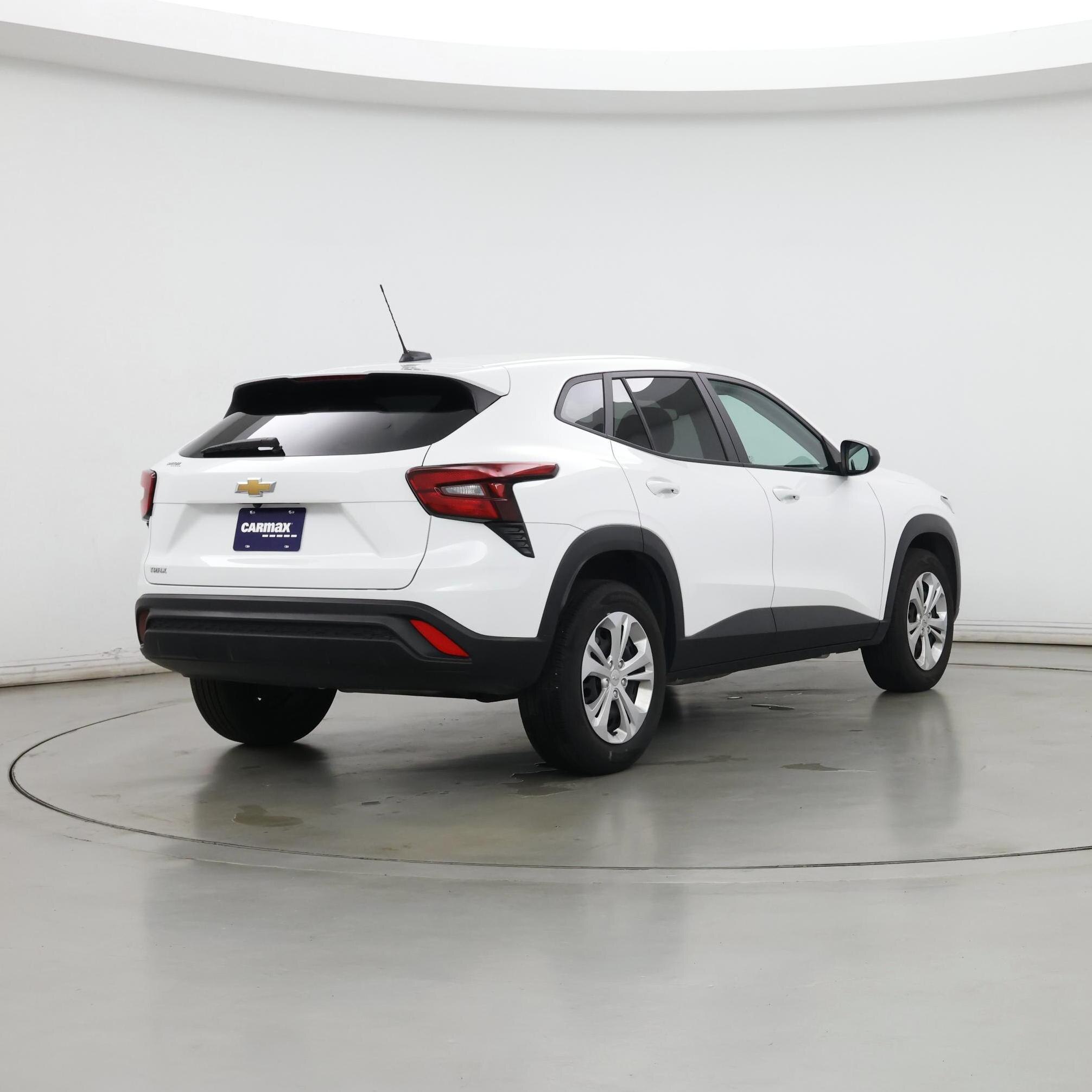 Thumbnail: 2024 Chevrolet Trax - 8