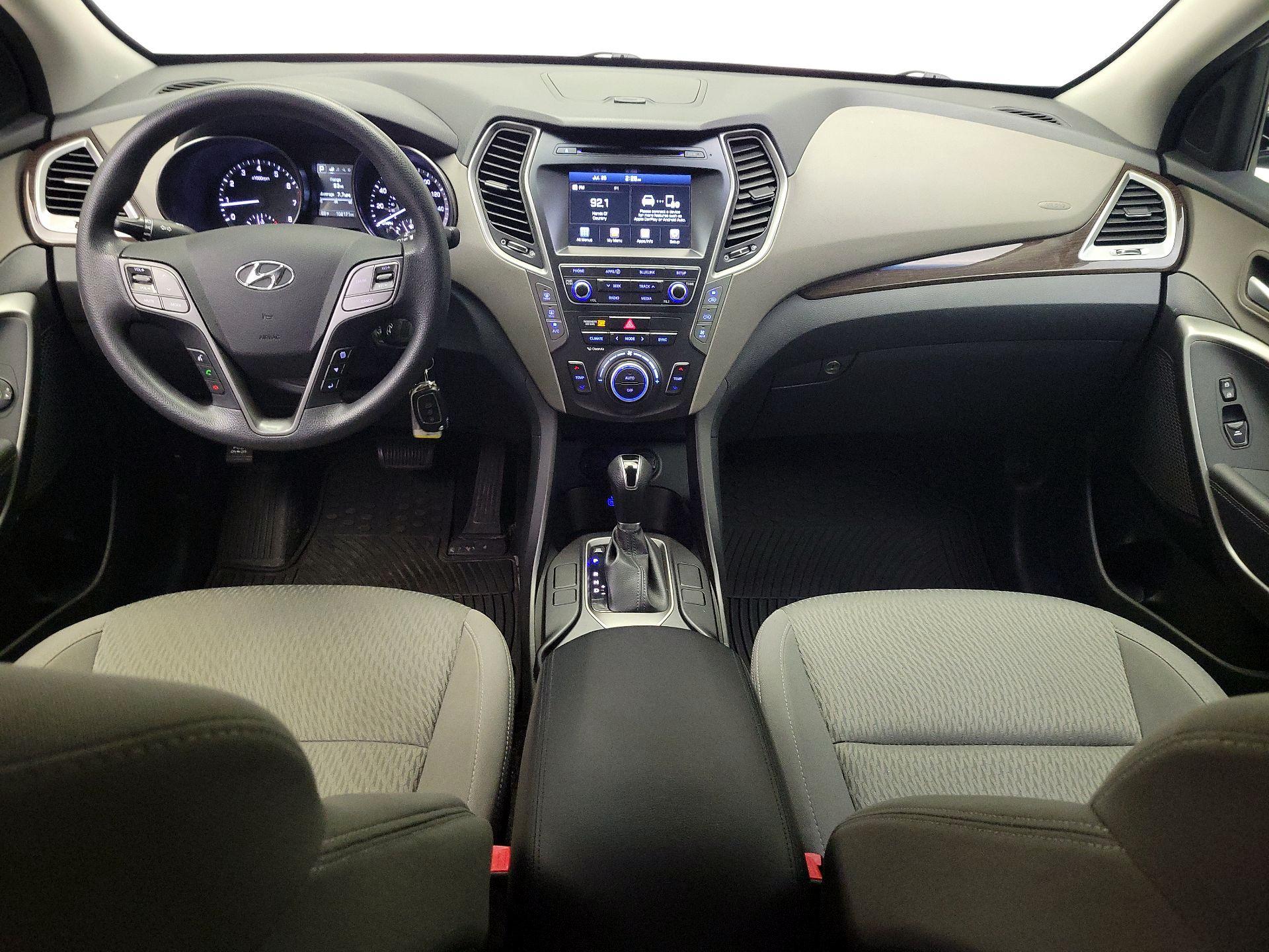 Thumbnail: 2017 Hyundai Santa Fe - 9