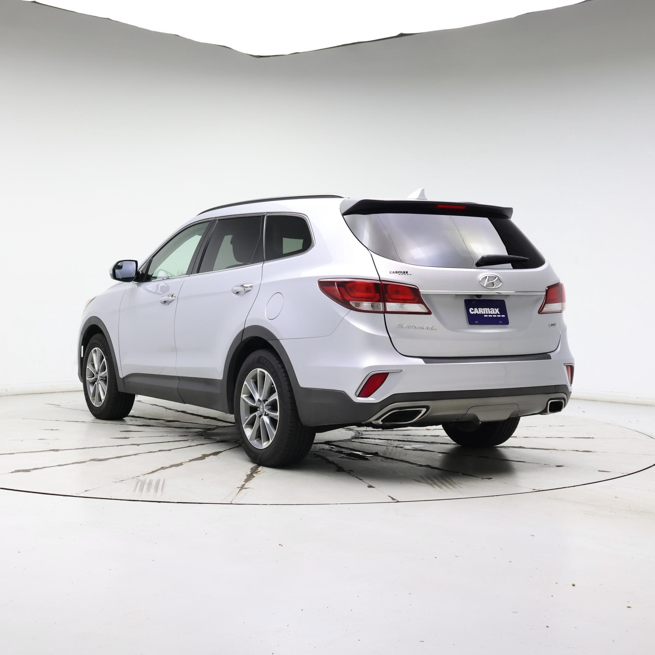 Thumbnail: 2017 Hyundai Santa Fe - 2