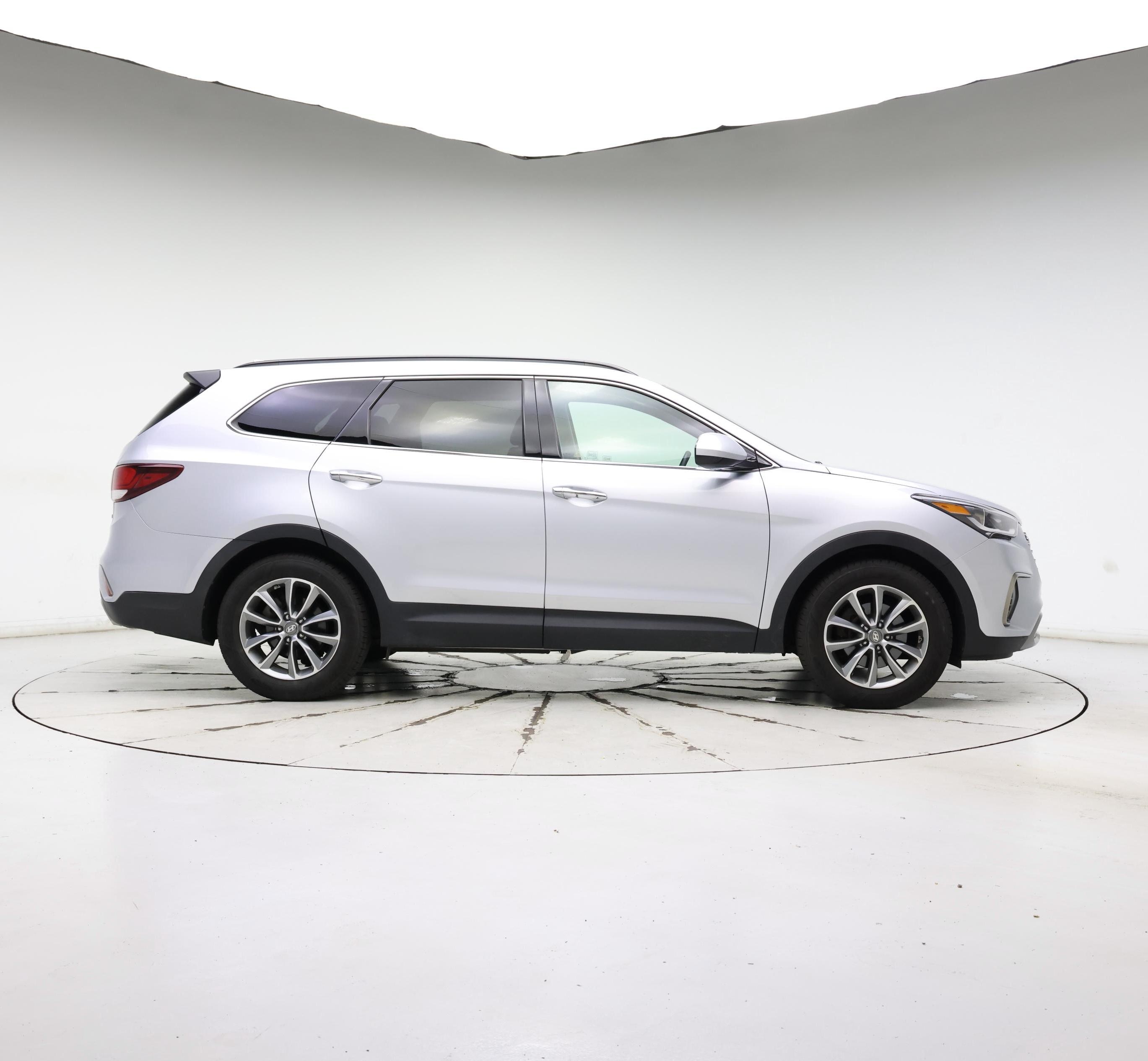 Thumbnail: 2017 Hyundai Santa Fe - 7