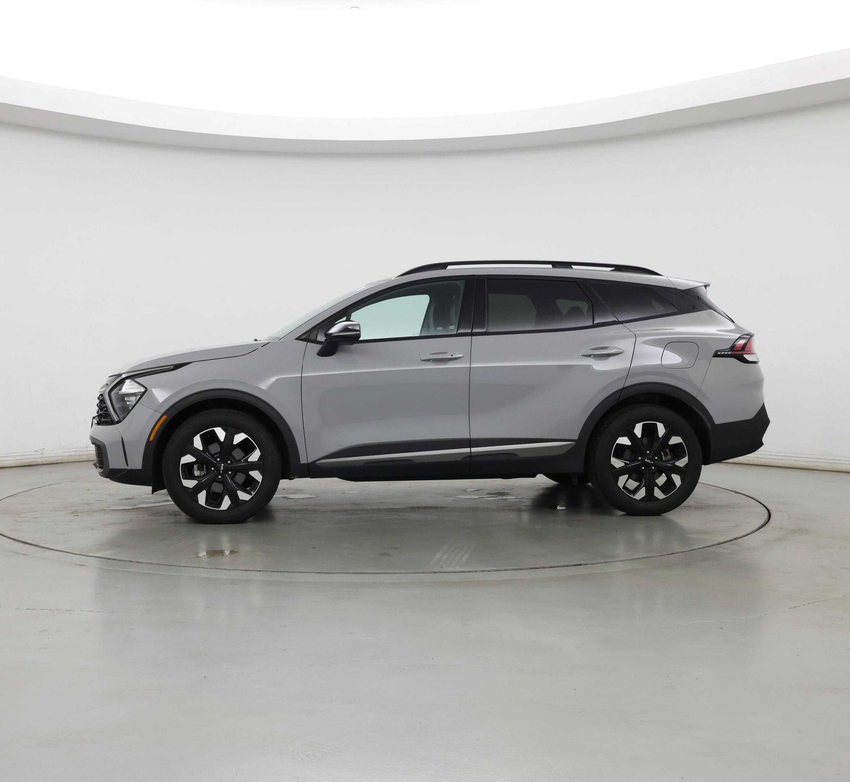 Thumbnail: 2023 Kia Sportage - 3