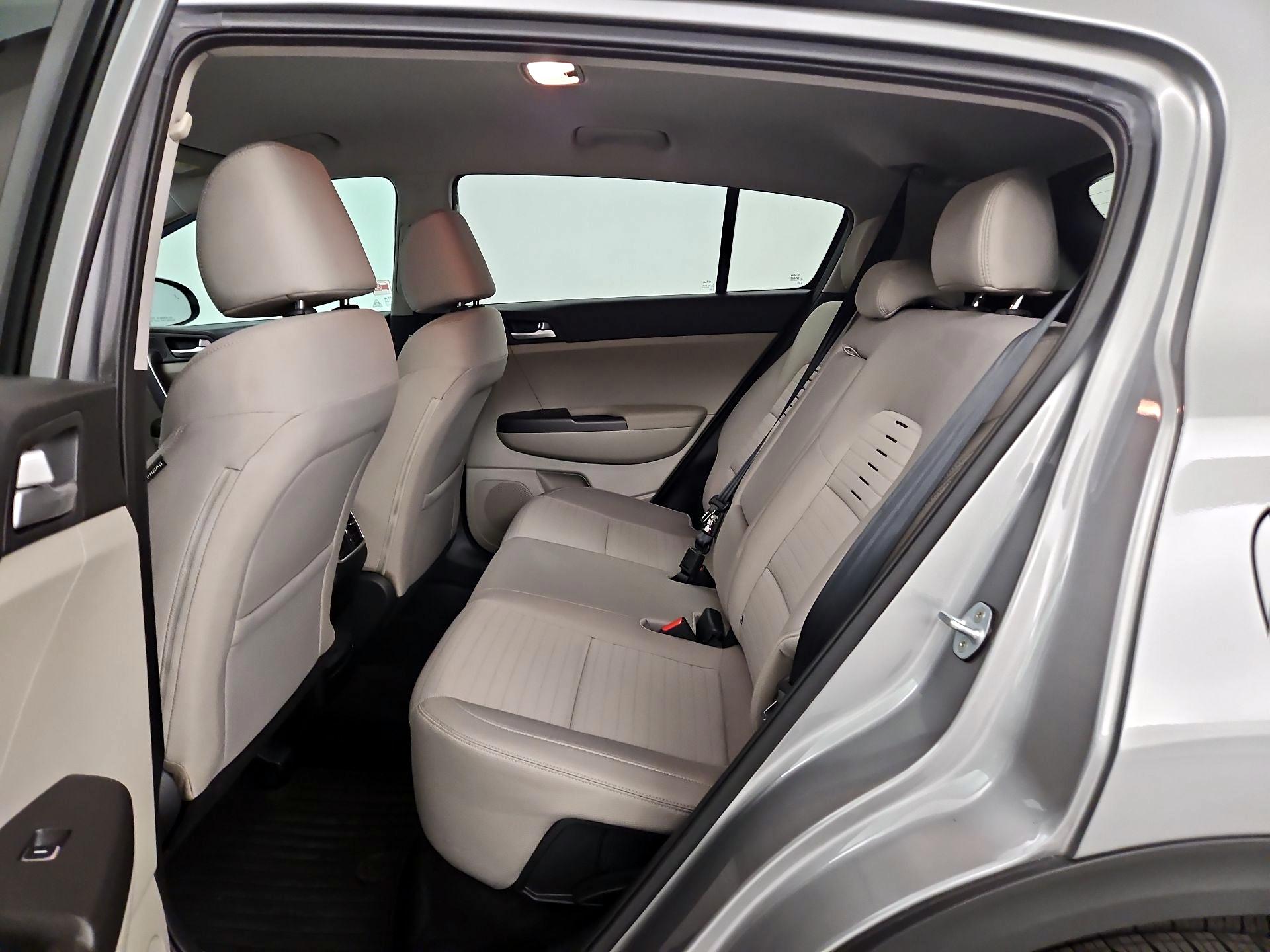 Thumbnail: 2020 Kia Sportage - 19