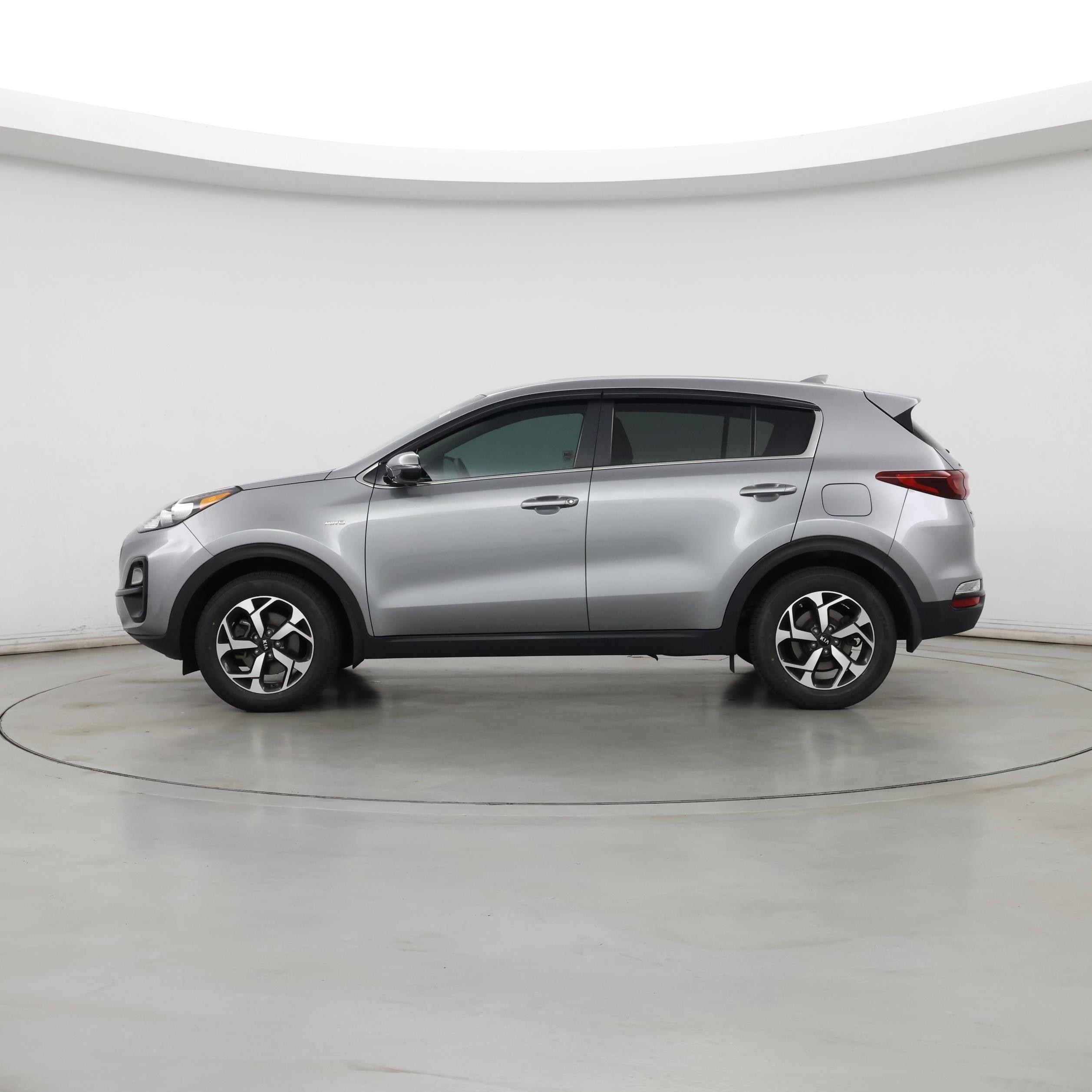 Thumbnail: 2020 Kia Sportage - 3