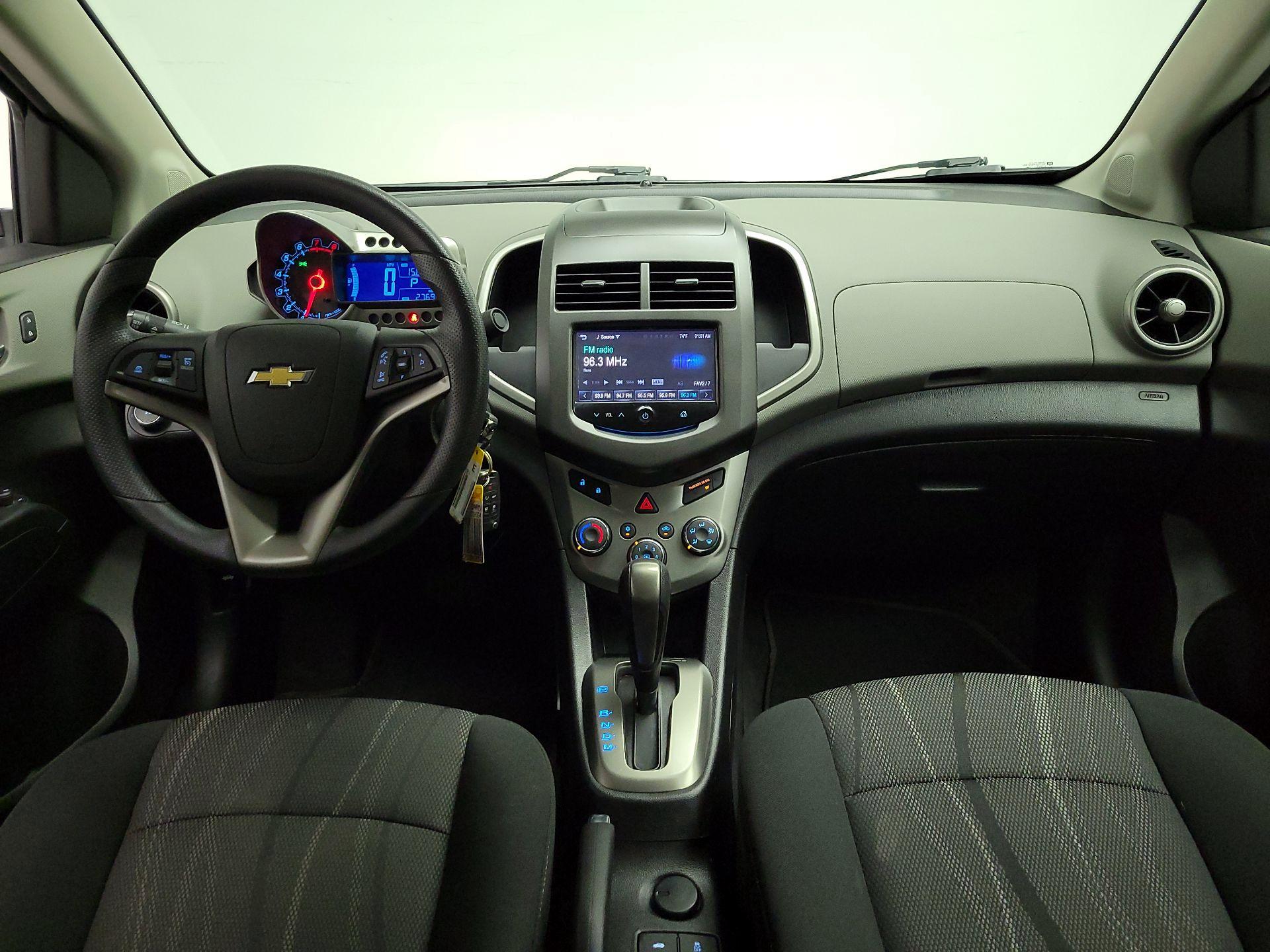 Thumbnail: 2016 Chevrolet Sonic - 9