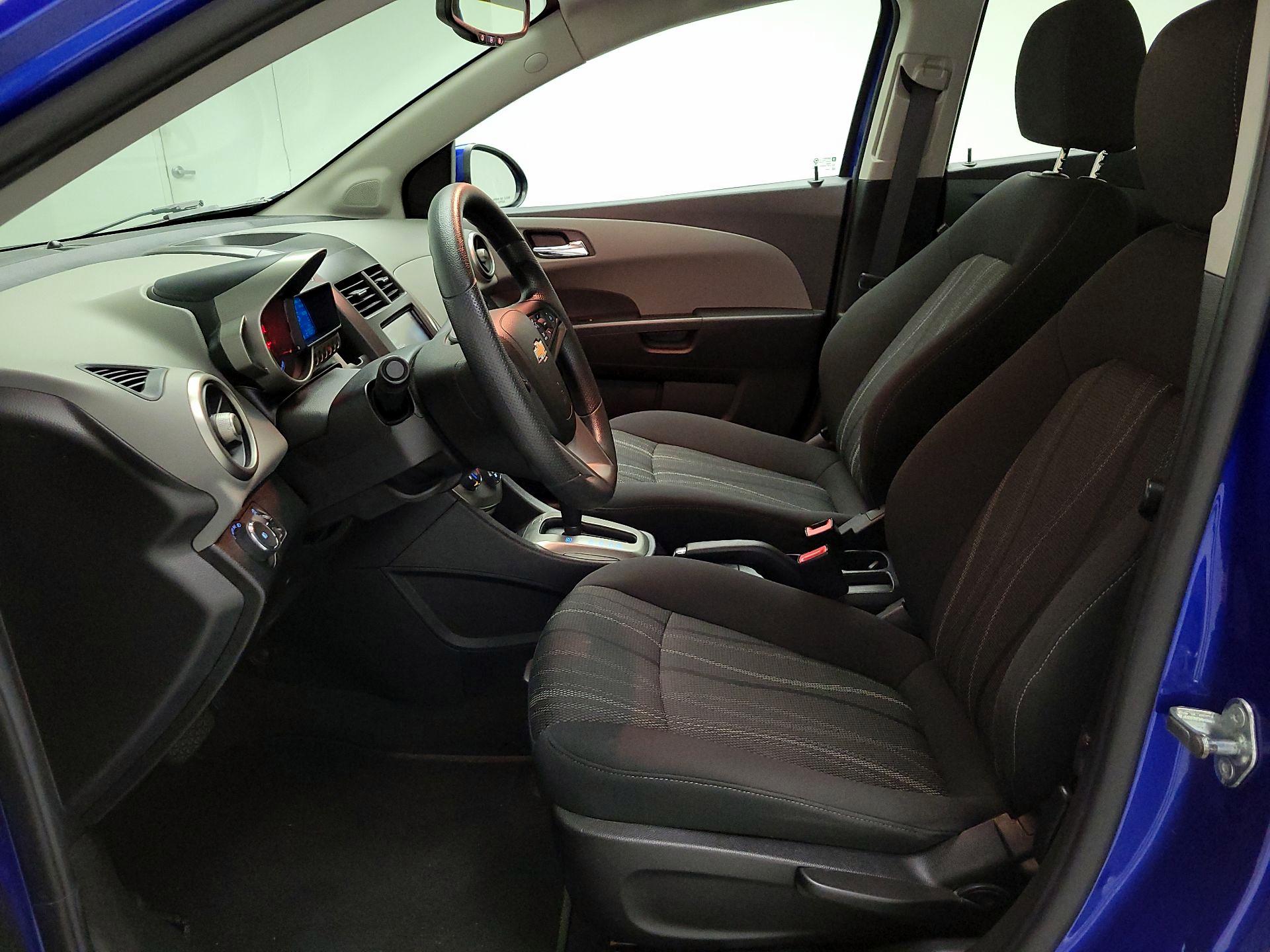 Thumbnail: 2016 Chevrolet Sonic - 11