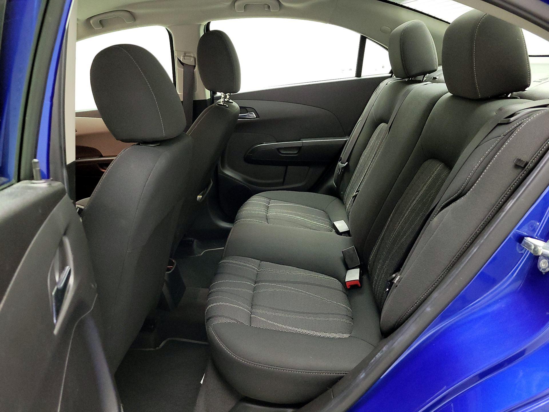 Thumbnail: 2016 Chevrolet Sonic - 17