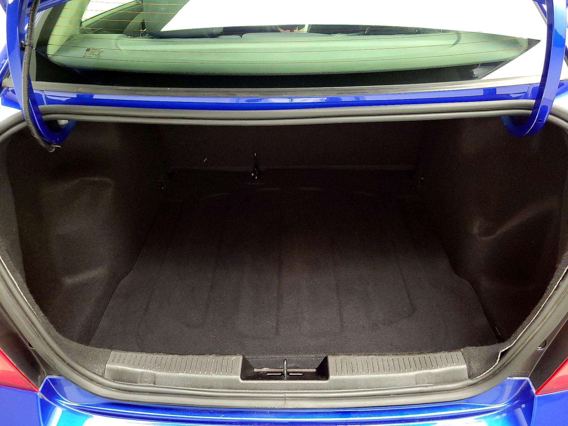 Thumbnail: 2016 Chevrolet Sonic - 18