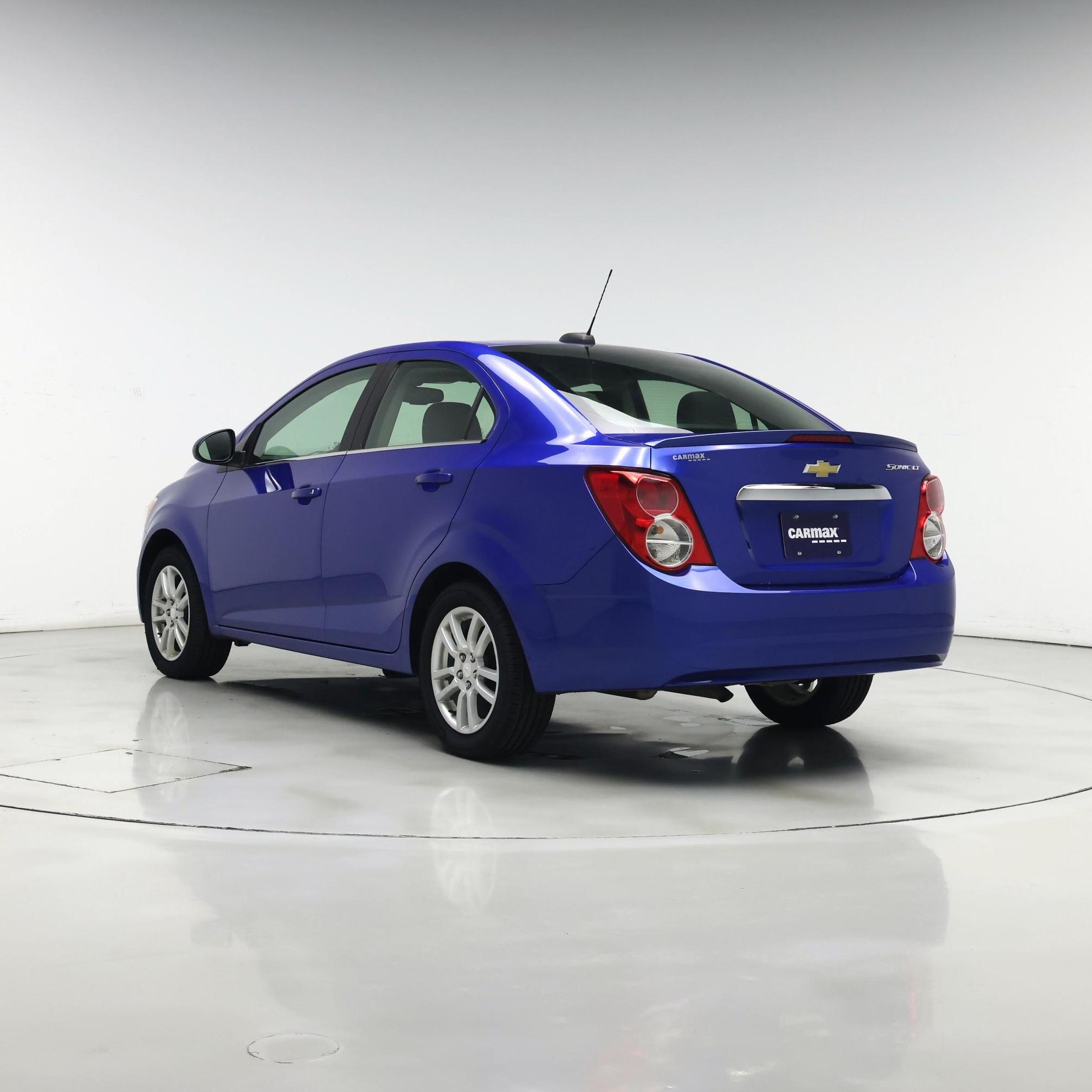 Thumbnail: 2016 Chevrolet Sonic - 2
