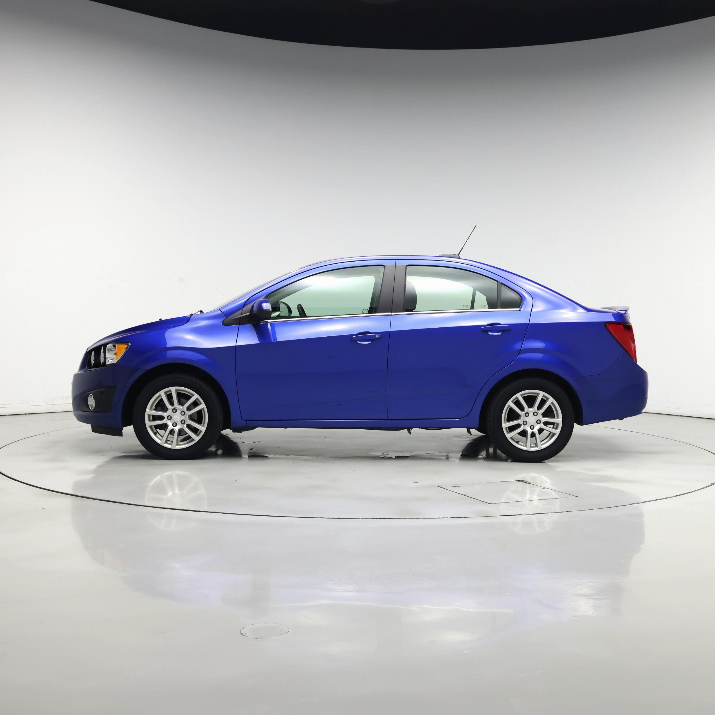 Thumbnail: 2016 Chevrolet Sonic - 3