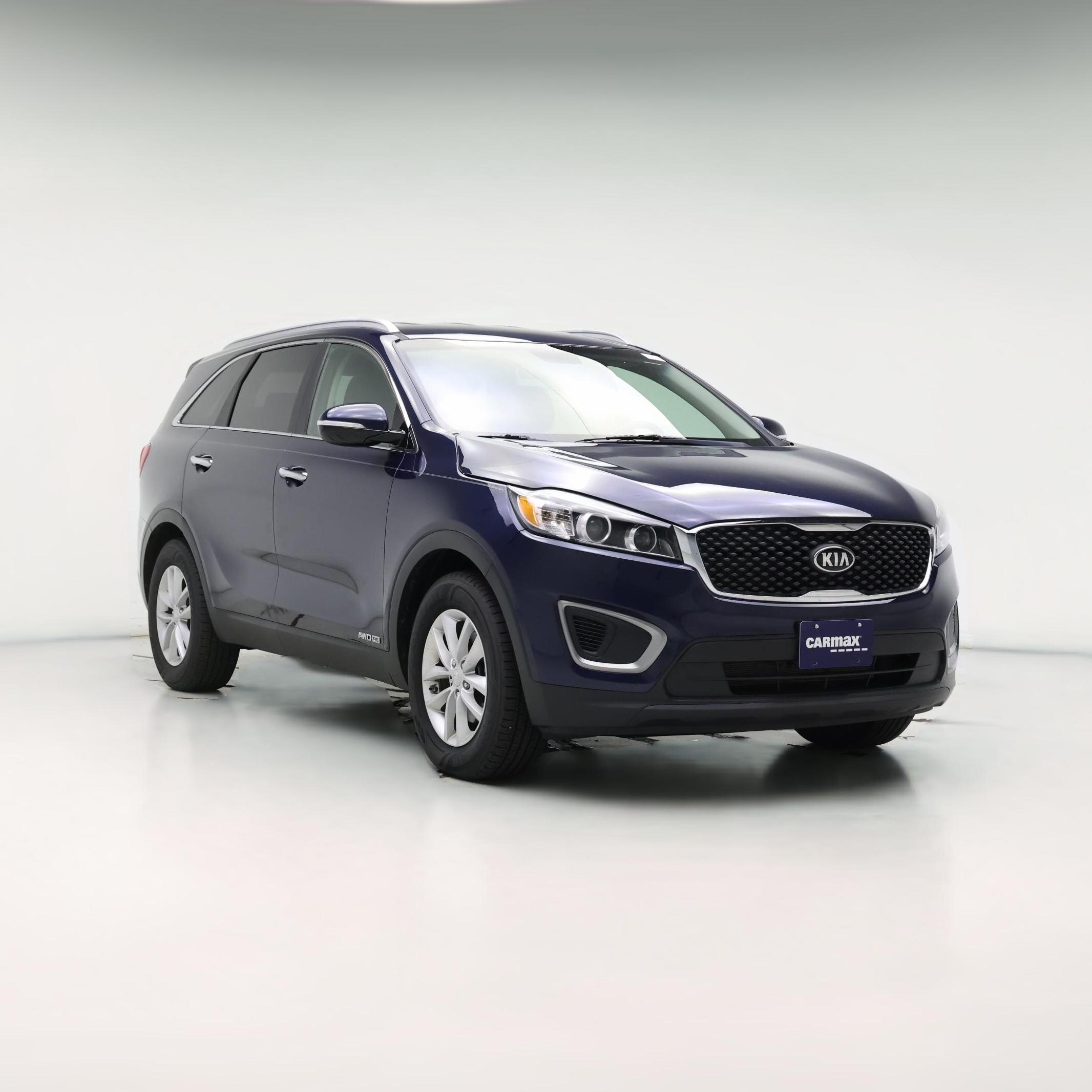 Thumbnail: 2016 Kia Sorento - 1