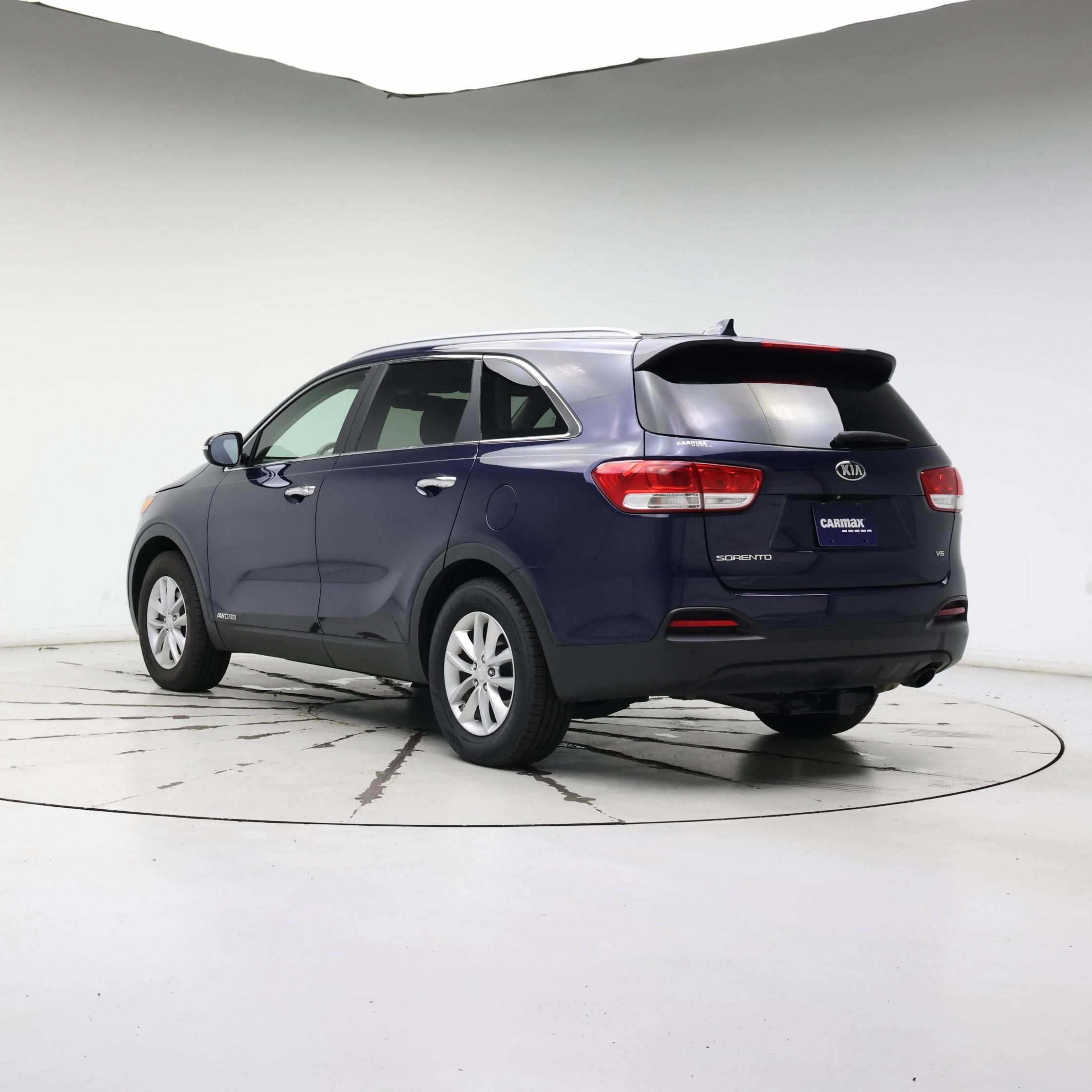 Thumbnail: 2016 Kia Sorento - 2