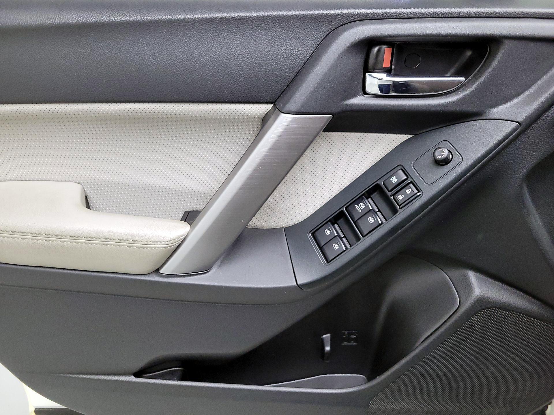 Thumbnail: 2014 Subaru Forester - 12