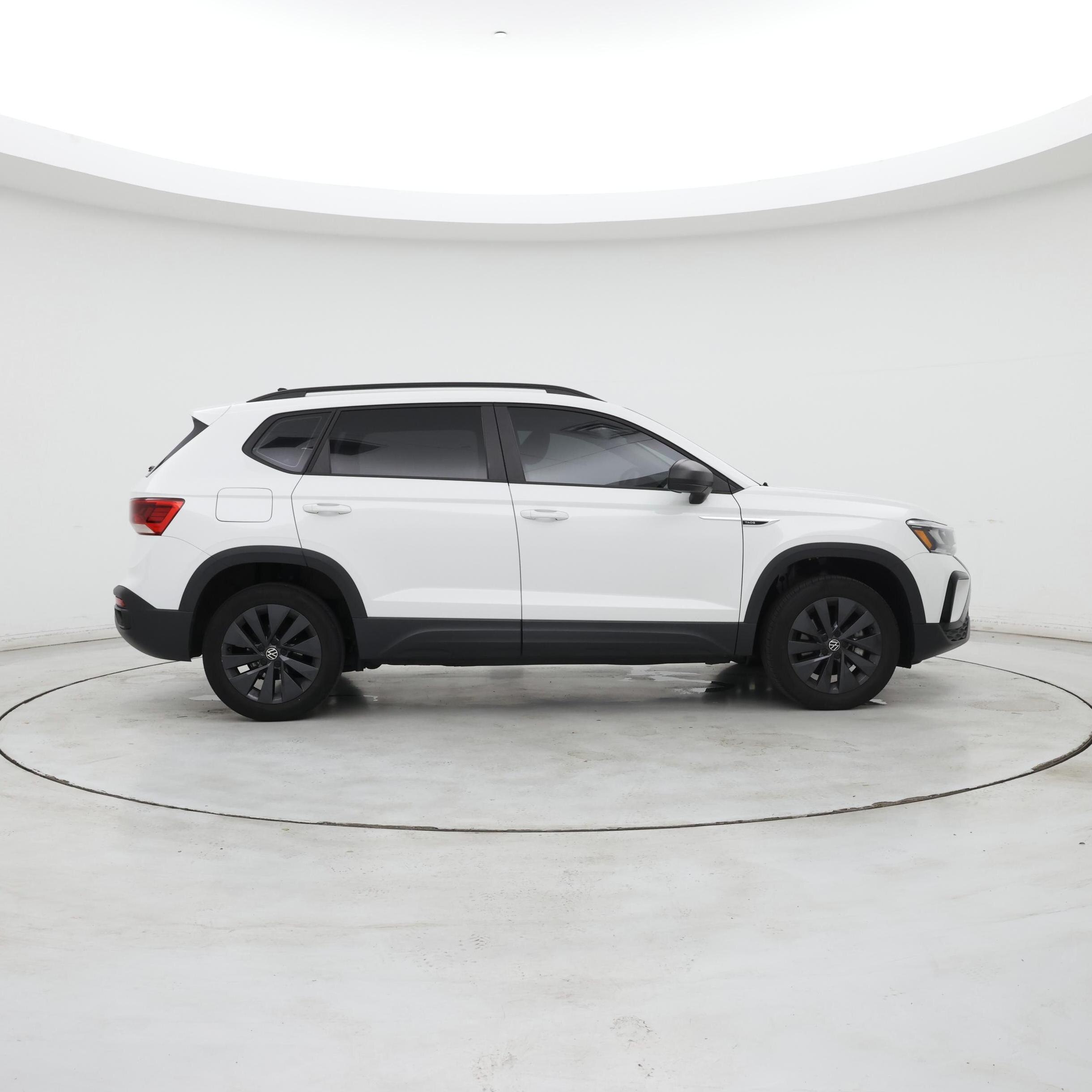 Thumbnail: 2022 Volkswagen Taos - 7