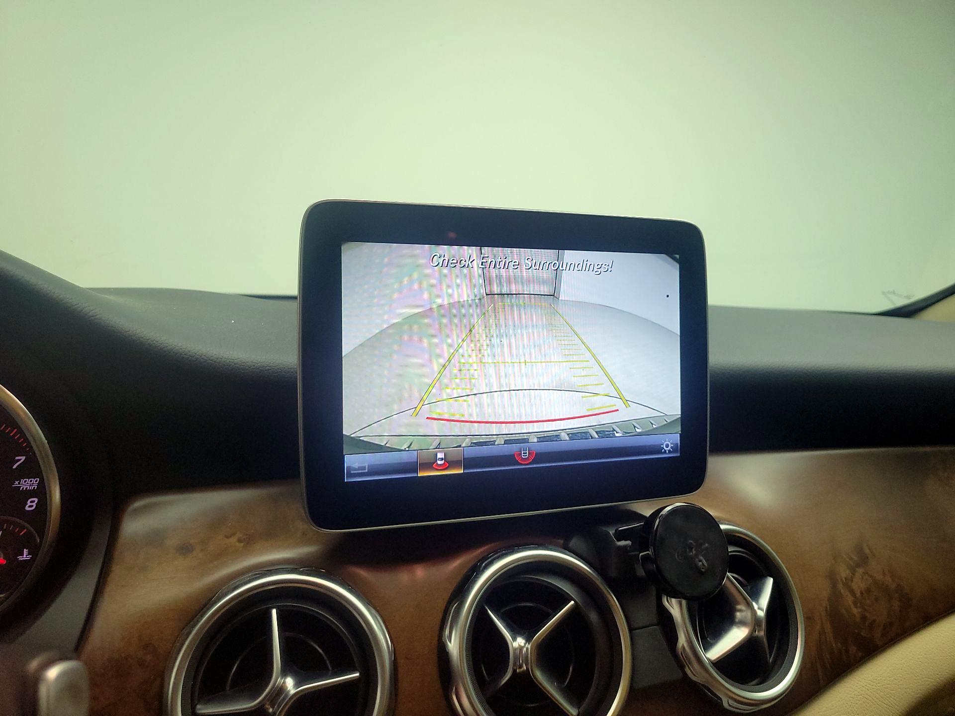 Thumbnail: 2018 Mercedes-Benz GLA - 13