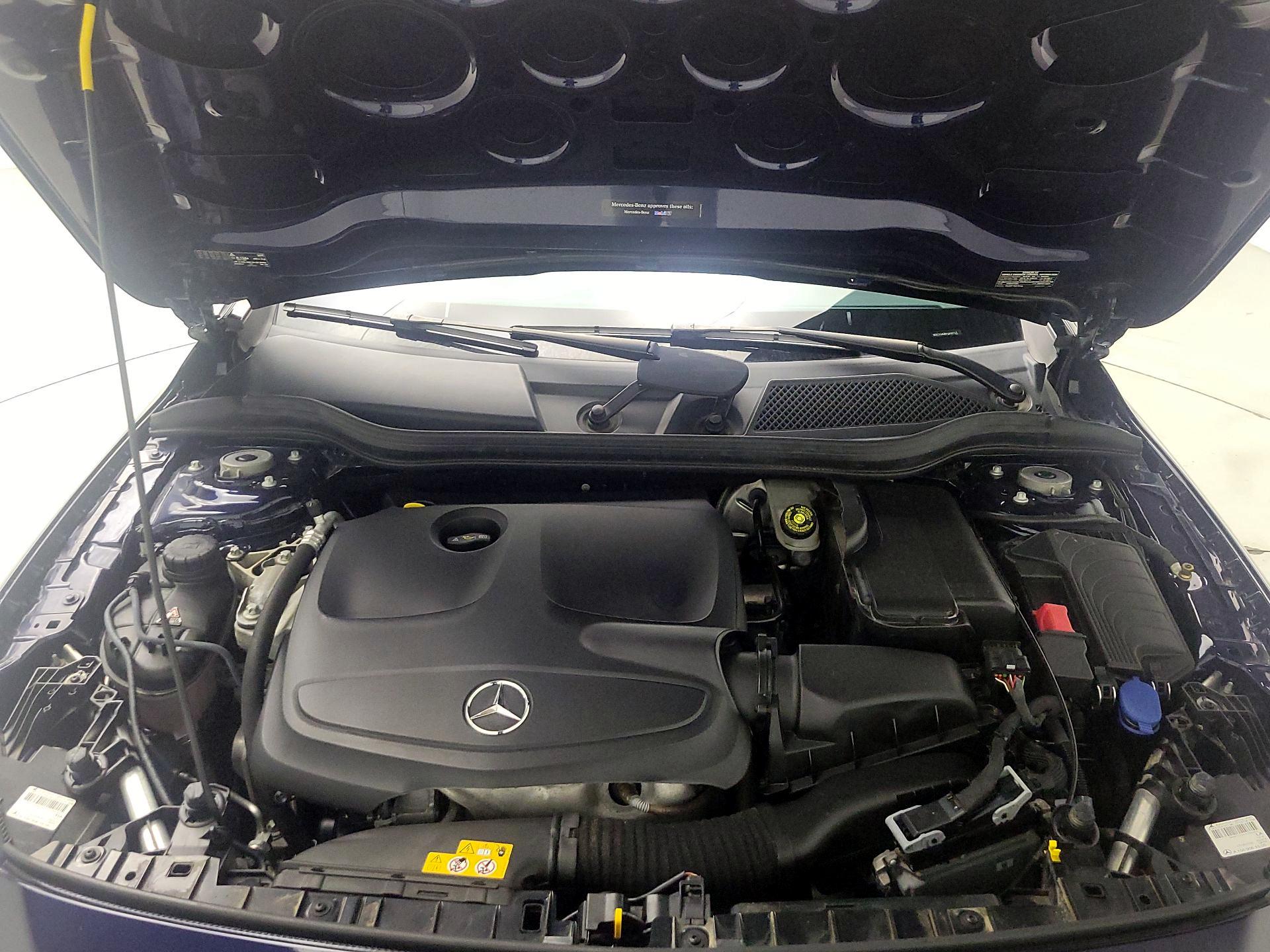 Thumbnail: 2018 Mercedes-Benz GLA - 19