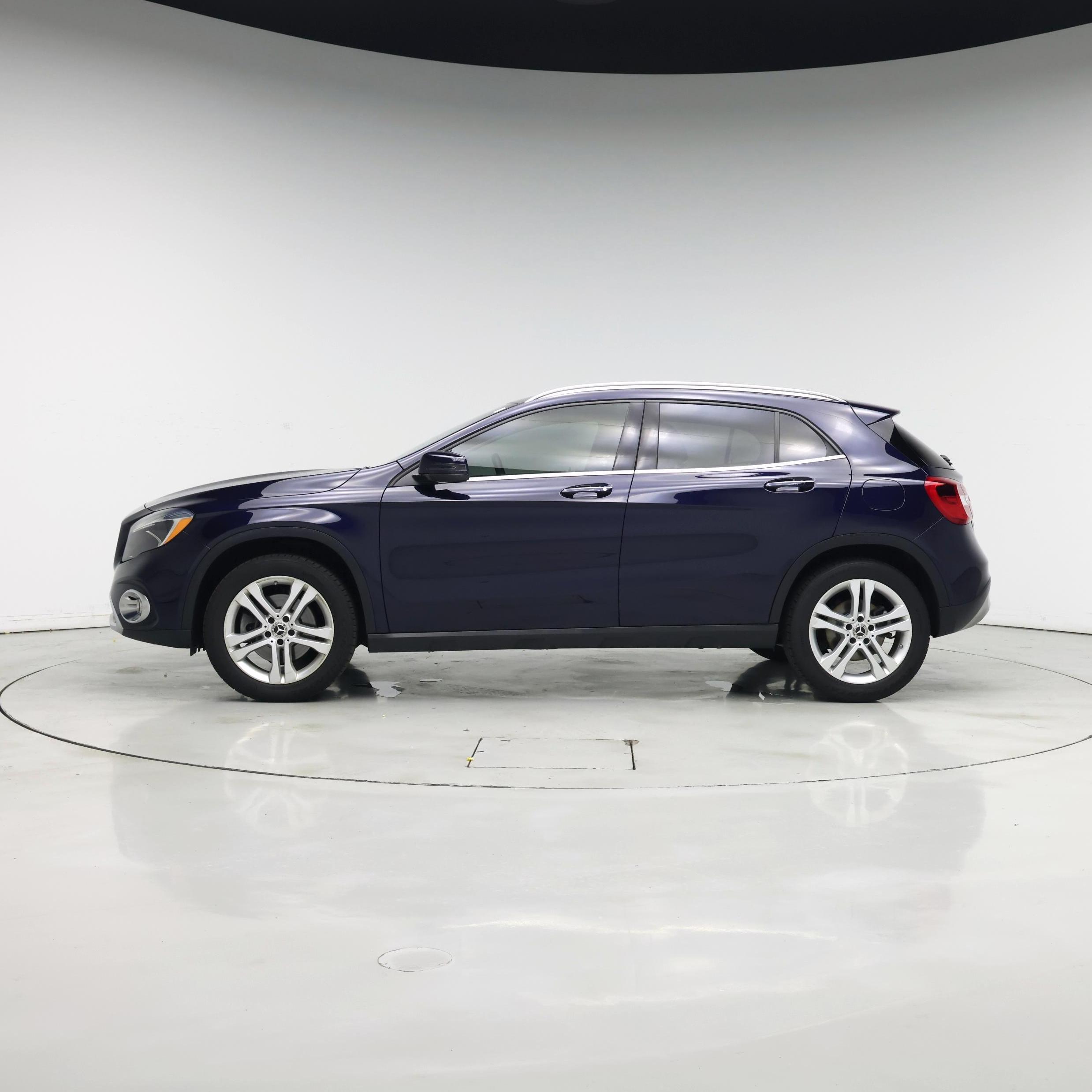 Thumbnail: 2018 Mercedes-Benz GLA - 3